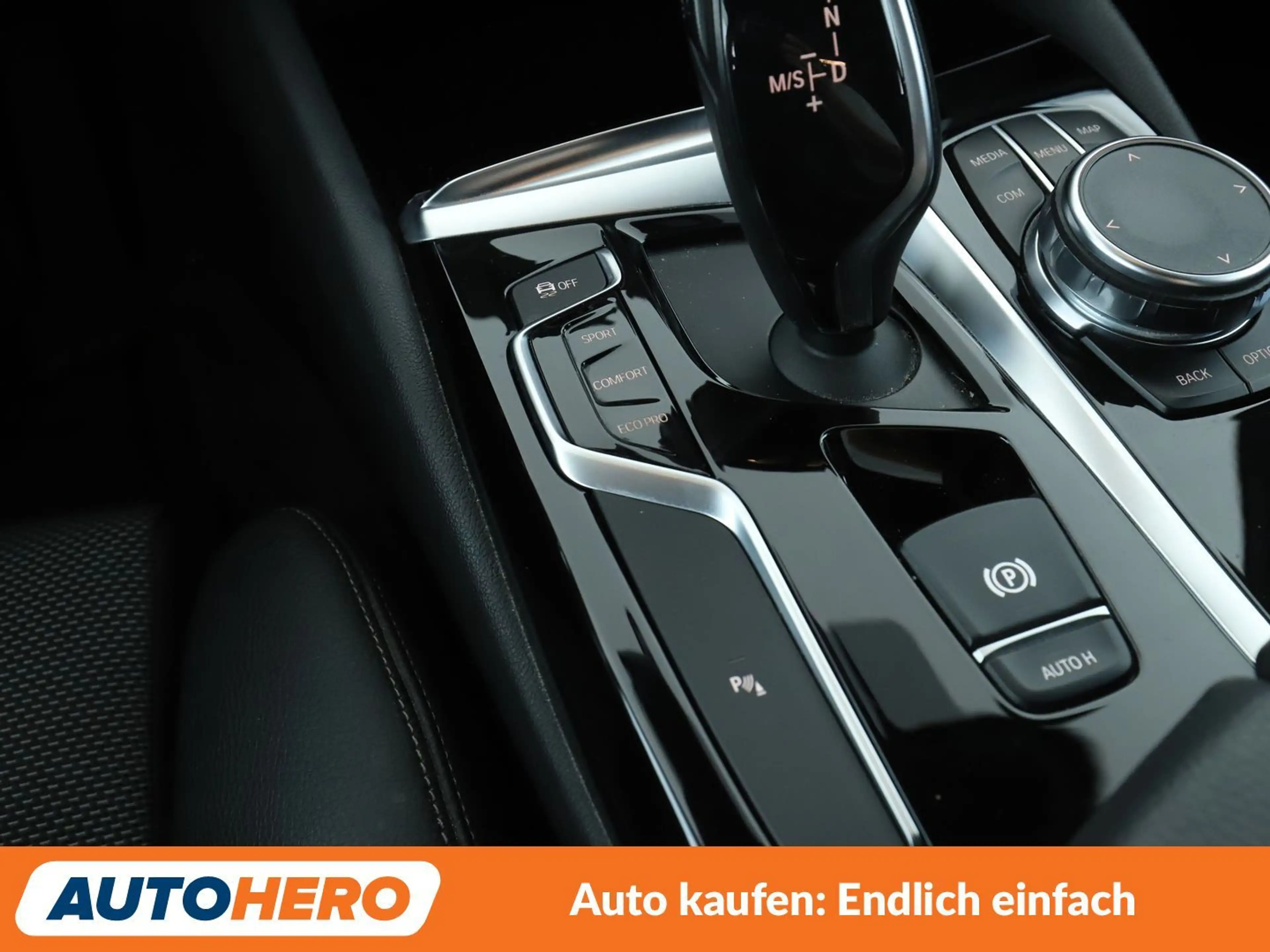 BMW 520 520i Sport Line Aut.*NAVI*CAM*TEMPO*SHZ*ALU*KLIMA* — photo 25