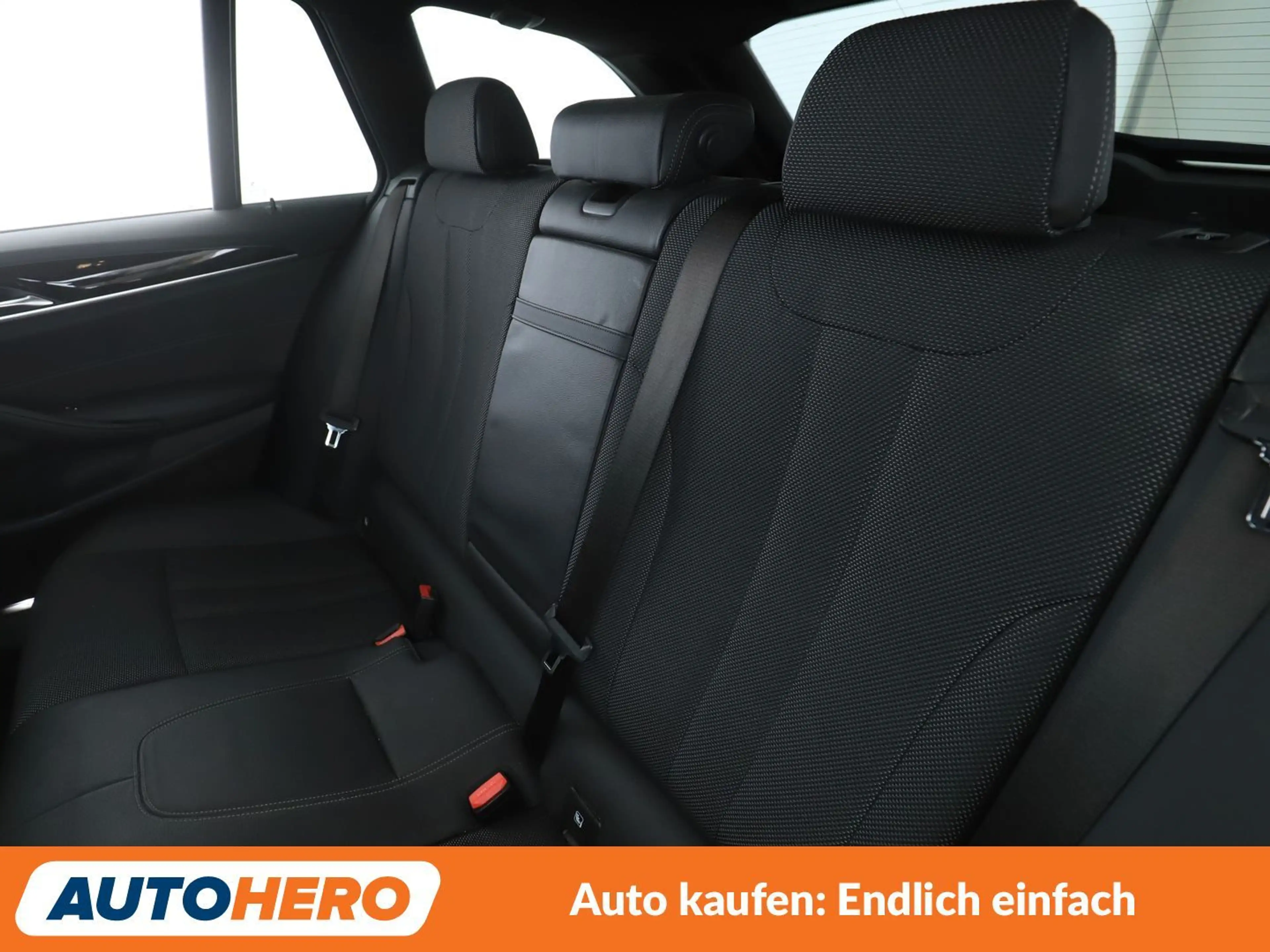 BMW 520 520i Sport Line Aut.*NAVI*CAM*TEMPO*SHZ*ALU*KLIMA* — photo 14