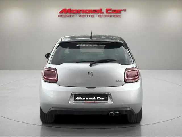 DS Automobiles DS 3 view 5
