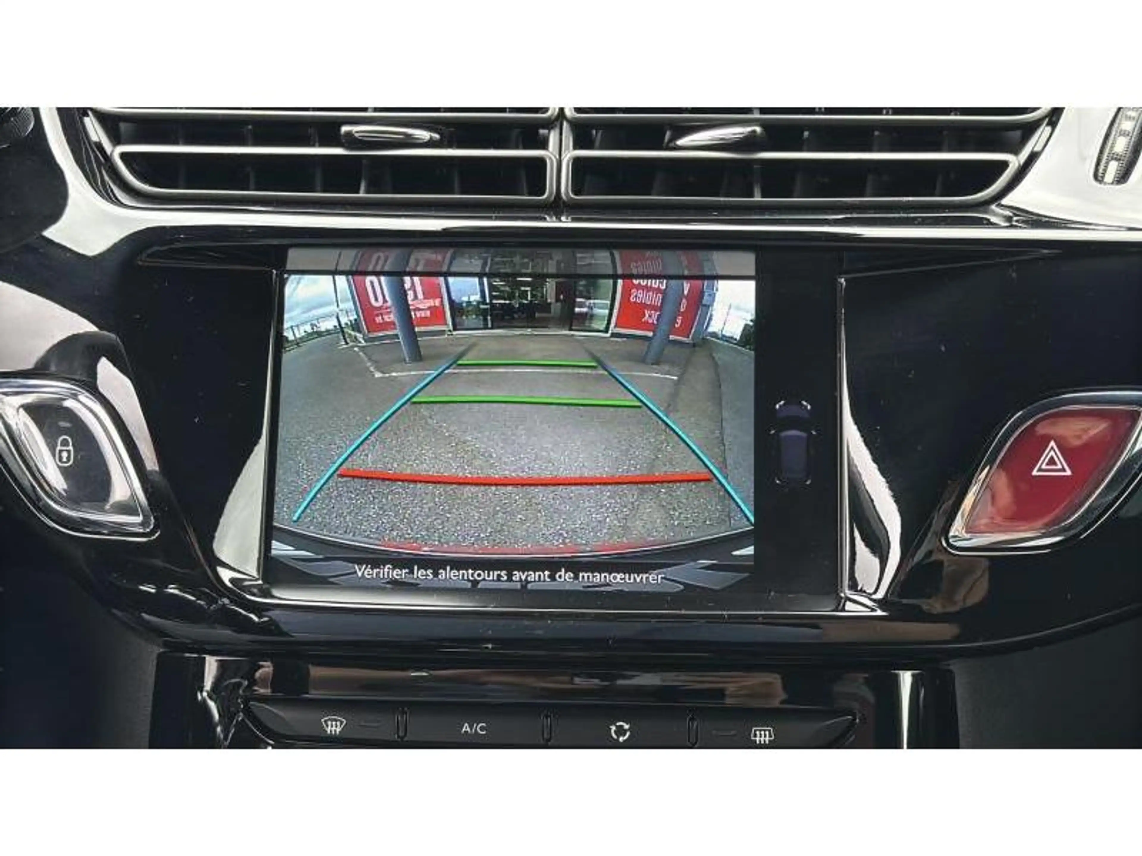 DS Automobiles DS 3 DS 3 1.2 PureTech Sport Chic S — photo 13