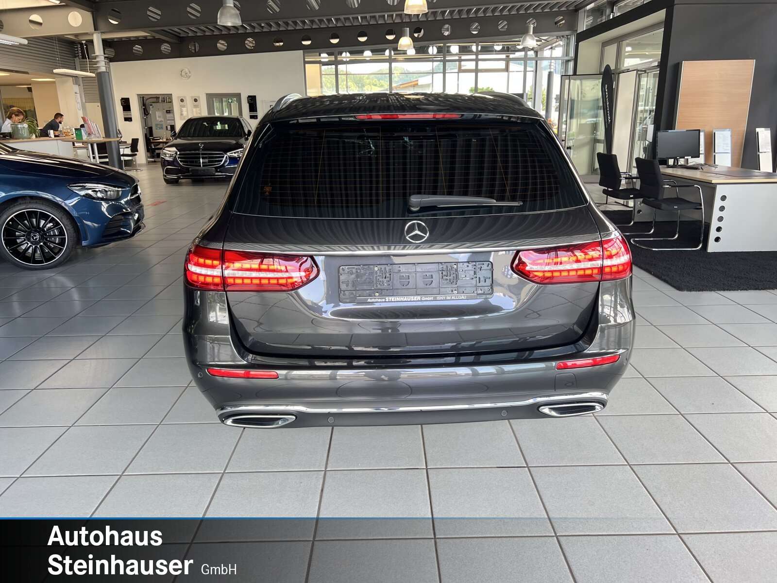 Mercedes-Benz E 300