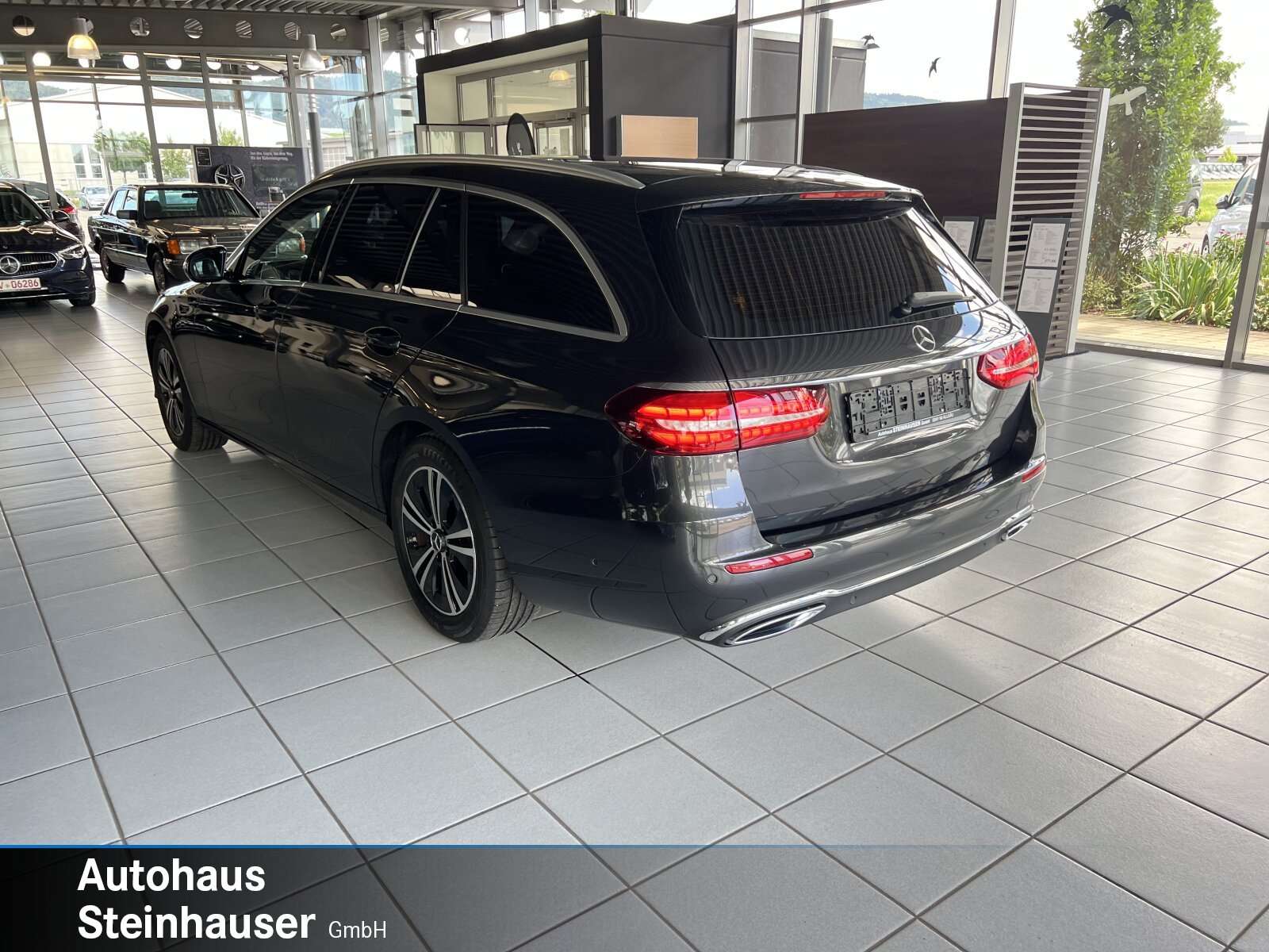 Mercedes-Benz E 300