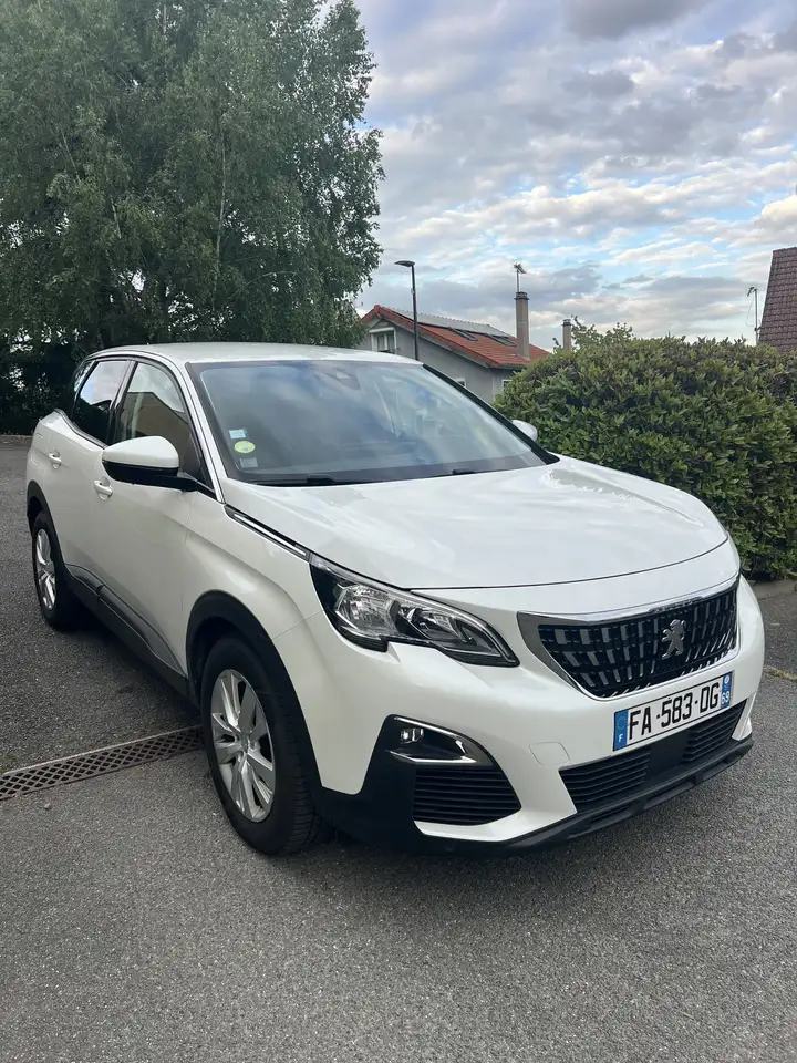 Peugeot 3008 BlueHDi 130ch S\u0026S EAT8 Active Busin