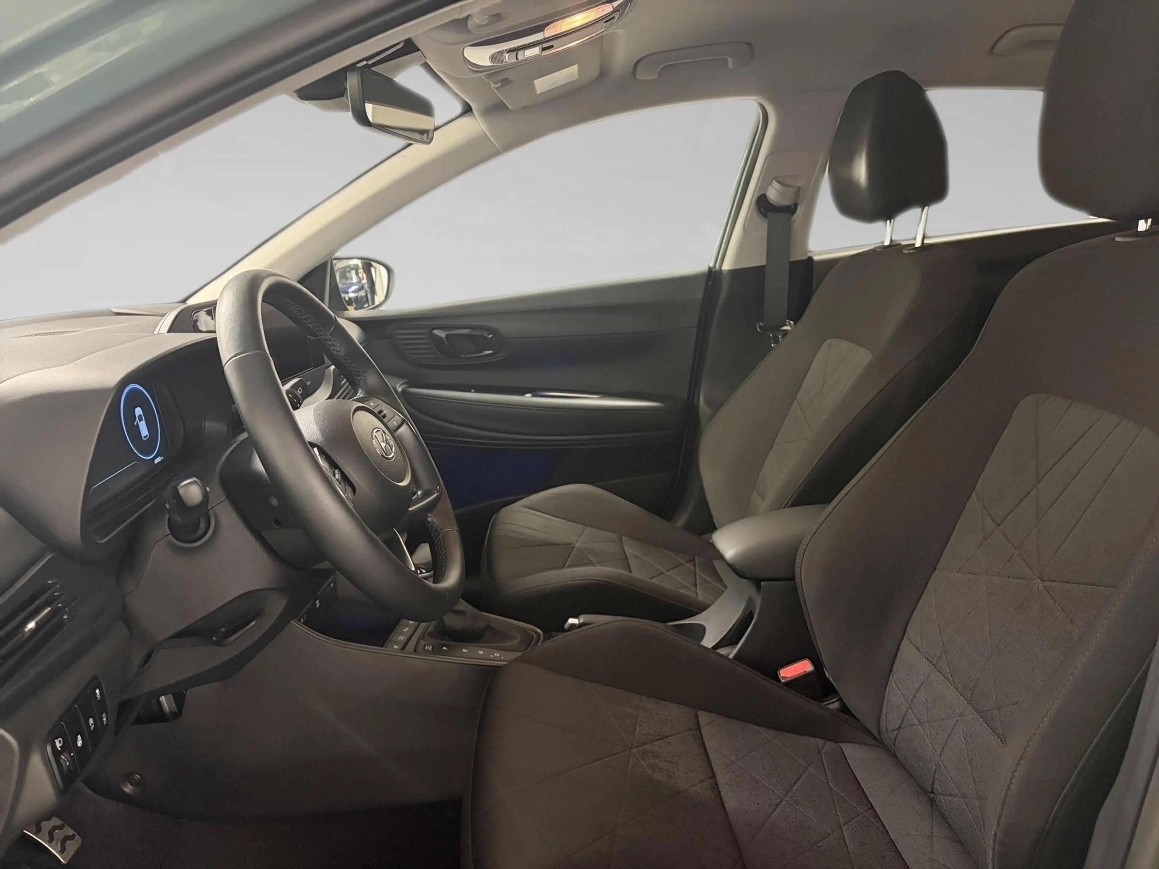 Hyundai BAYON 1.0 TGDi 100 48V 7DCT Sky — photo 8