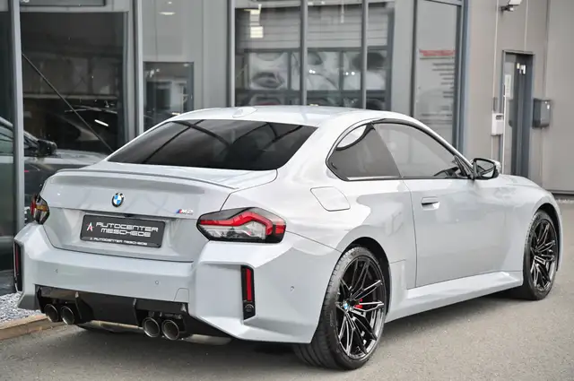 BMW M2 view 5