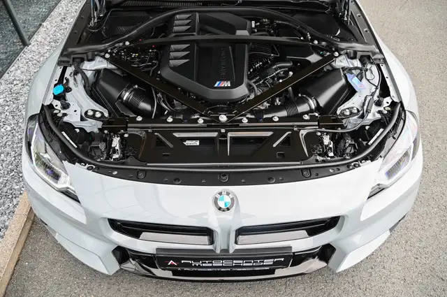 BMW M2 view 8