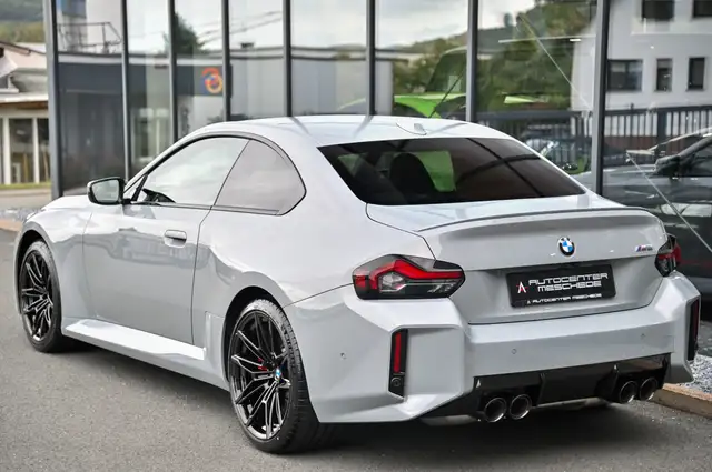 BMW M2 view 6