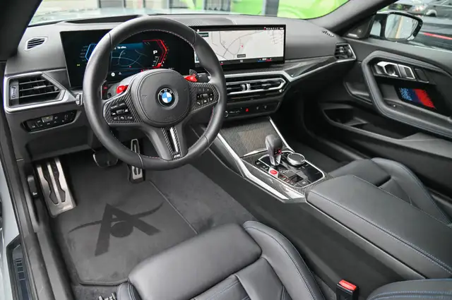 BMW M2 view 10