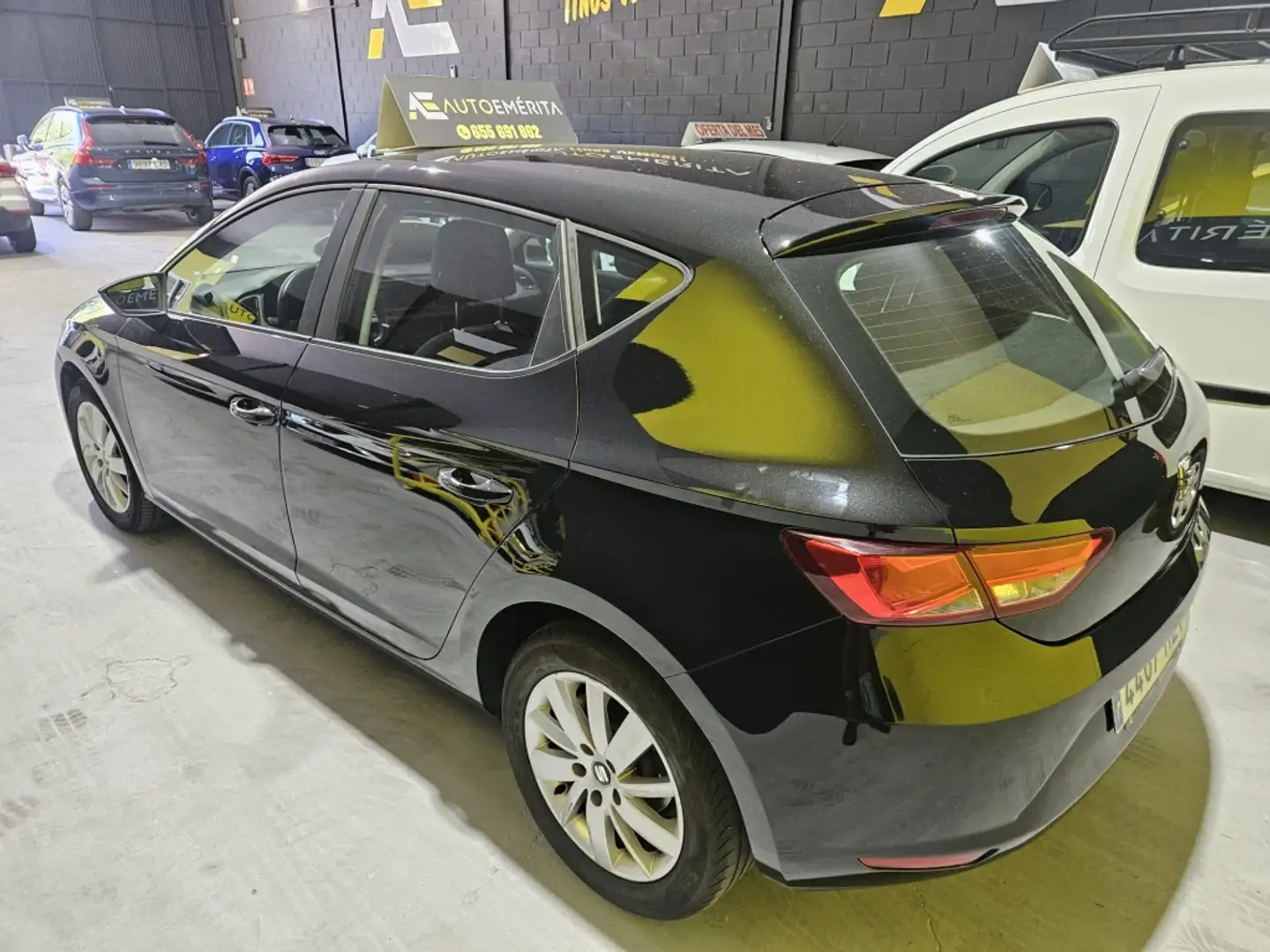 SEAT Leon 1.4 TSI S&S Style 122 Negro - 2