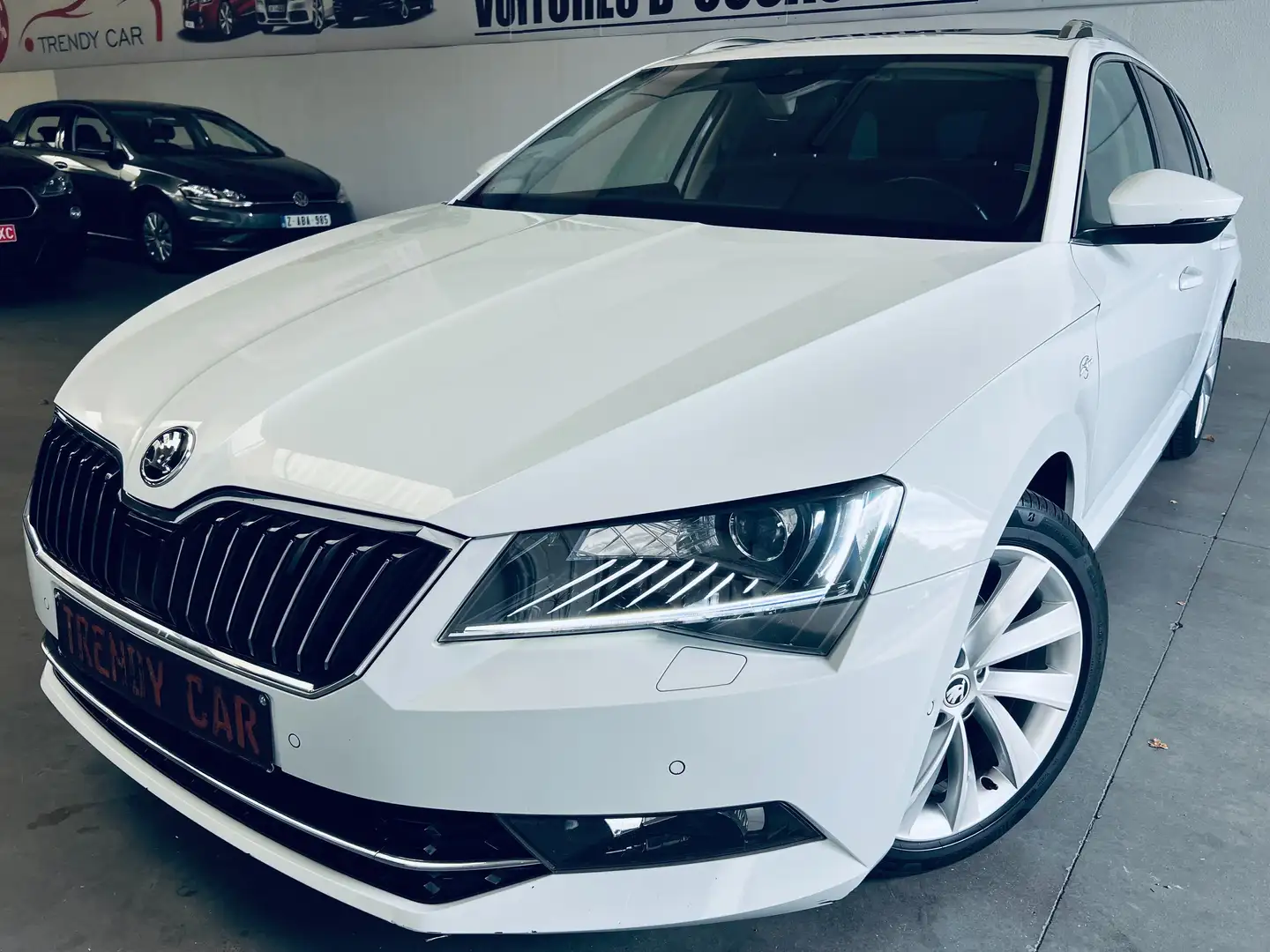 Skoda Superb COMBI 1.8 TSI DSG+NAVI+PANO+CAMERA+CARNET+GARANTIE Blanco - 1