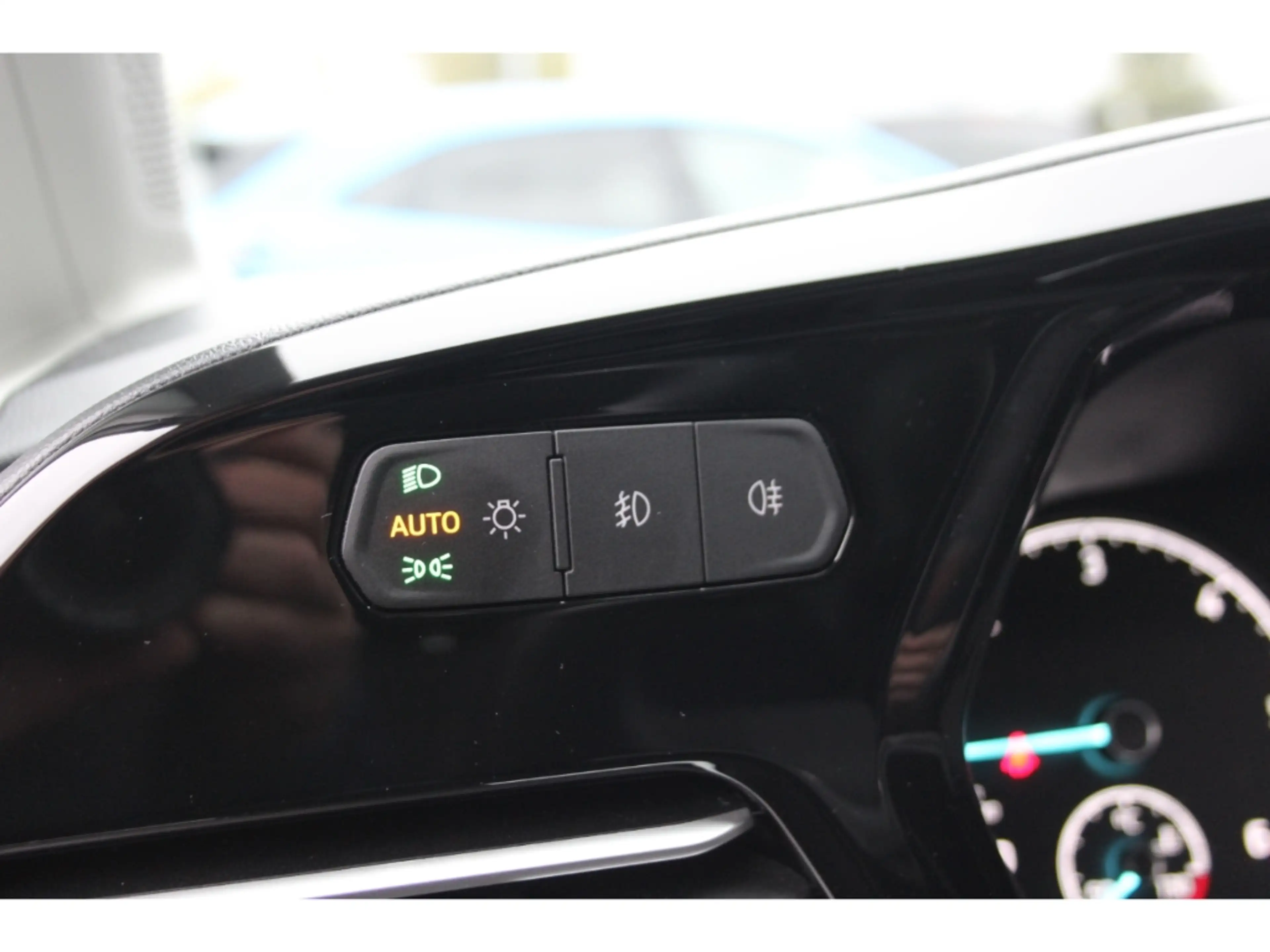 Ford Grand Tourneo 2.0 Active AWD AHZV GARANTIE — photo 8