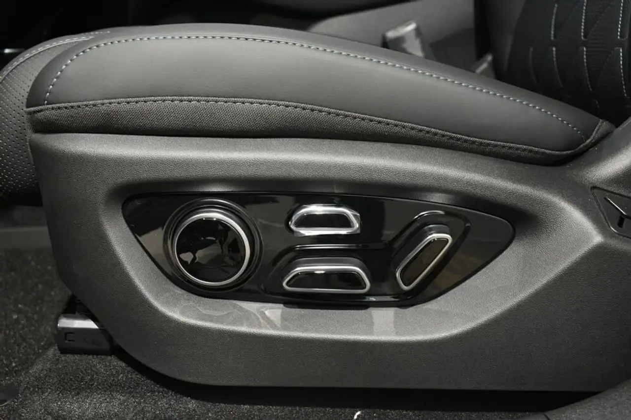 BYD SEALION 7