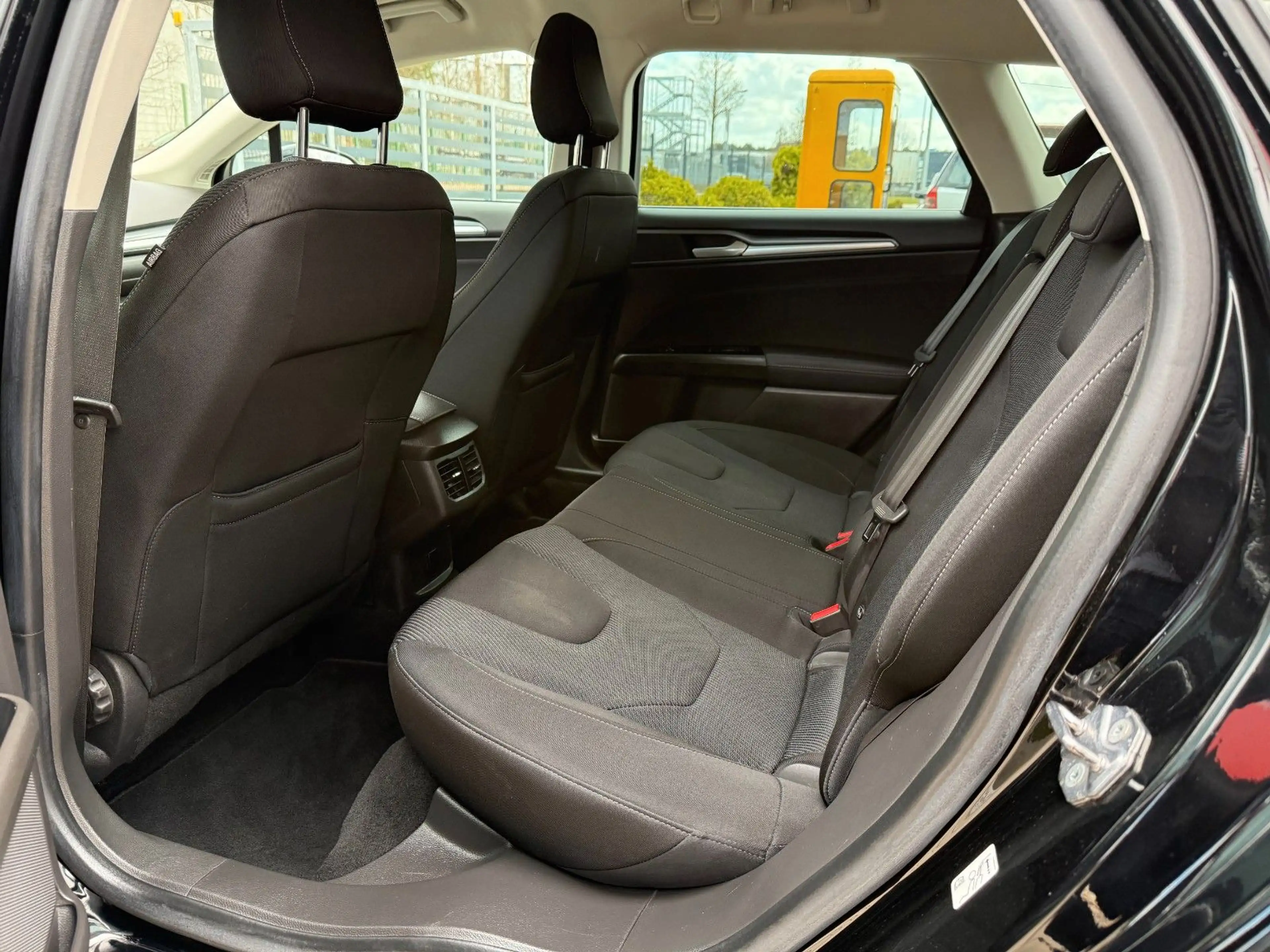 Ford Mondeo Turnier Titanium — photo 10