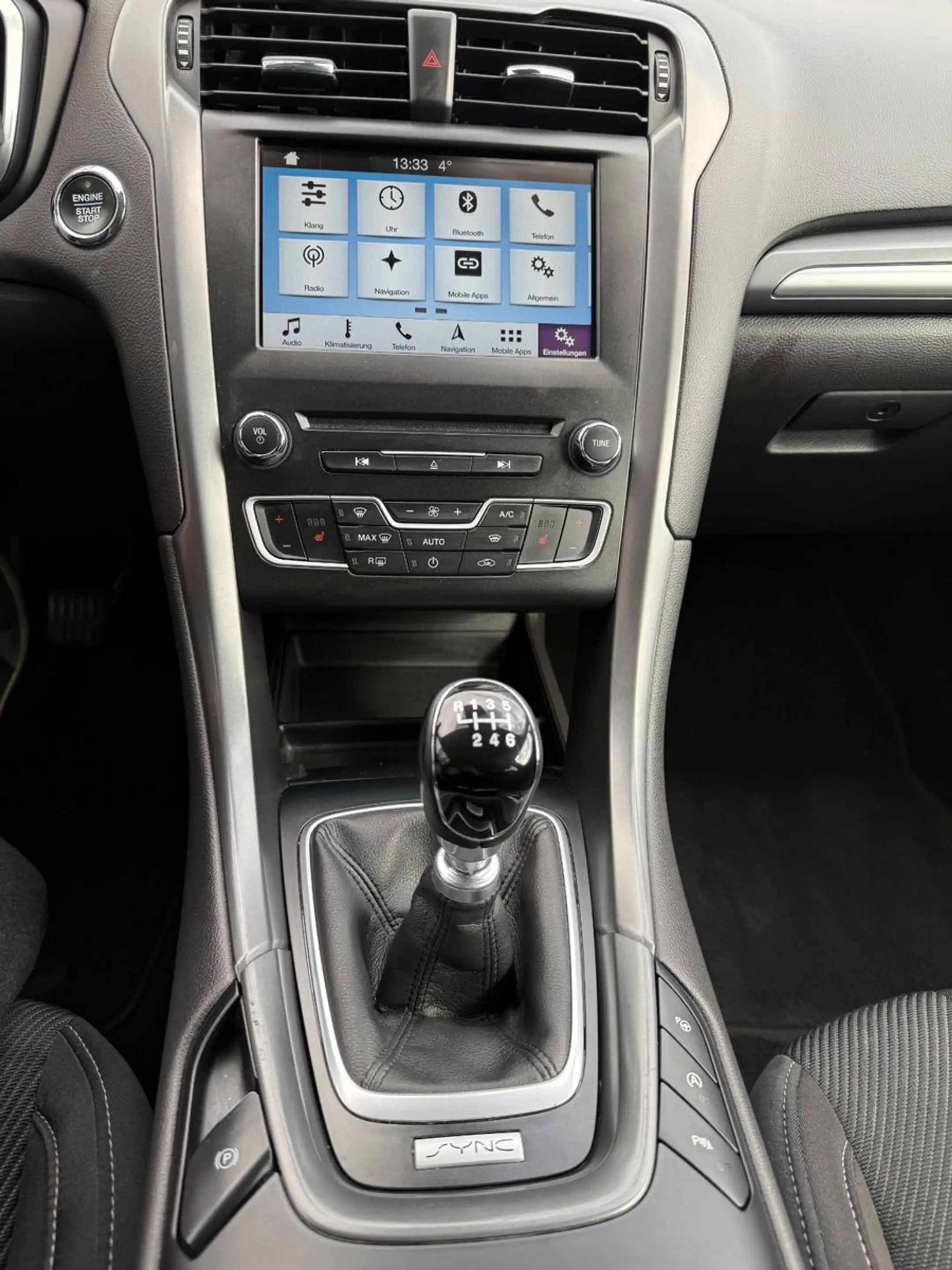 Ford Mondeo Turnier Titanium — photo 7
