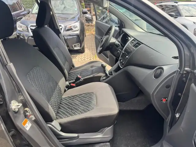 Suzuki Celerio view 12