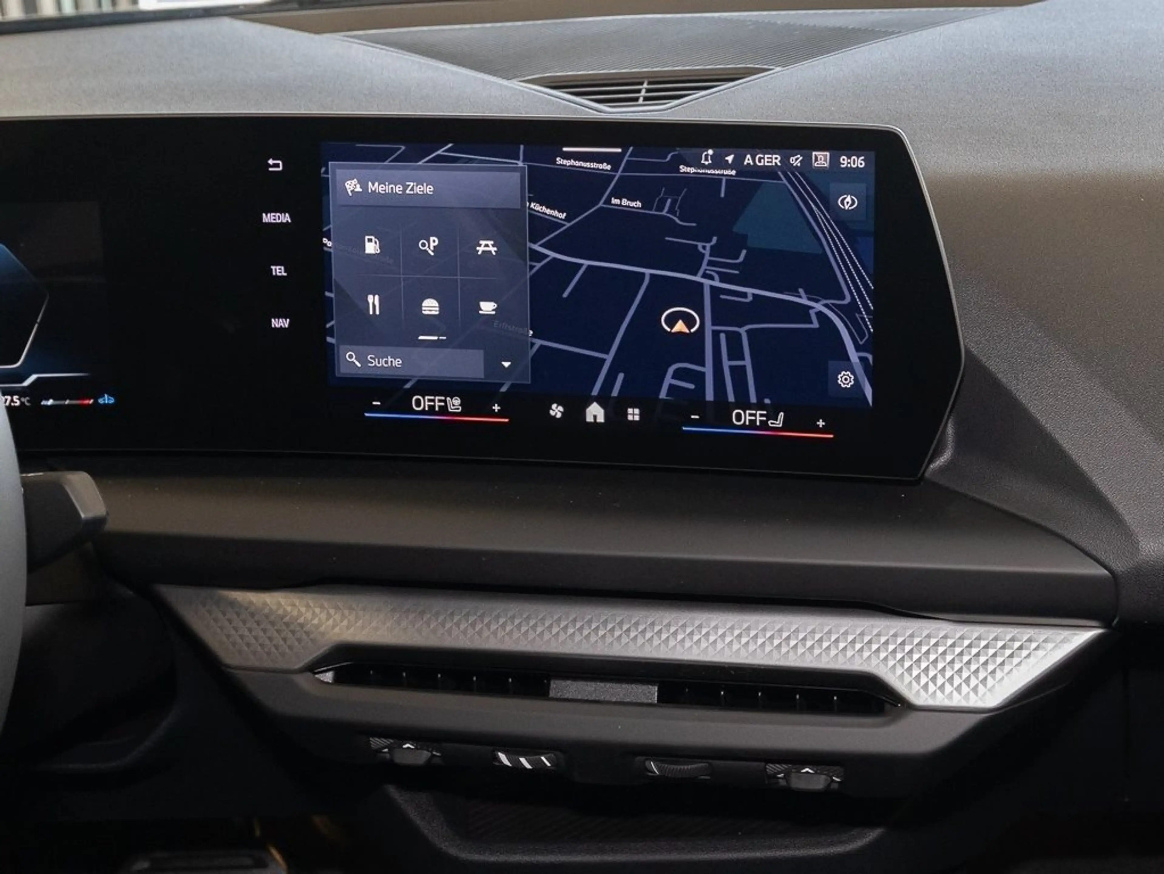 BMW 216 RFK NAVI LED PDC V+H DAB Parkass. Tempomat — photo 7