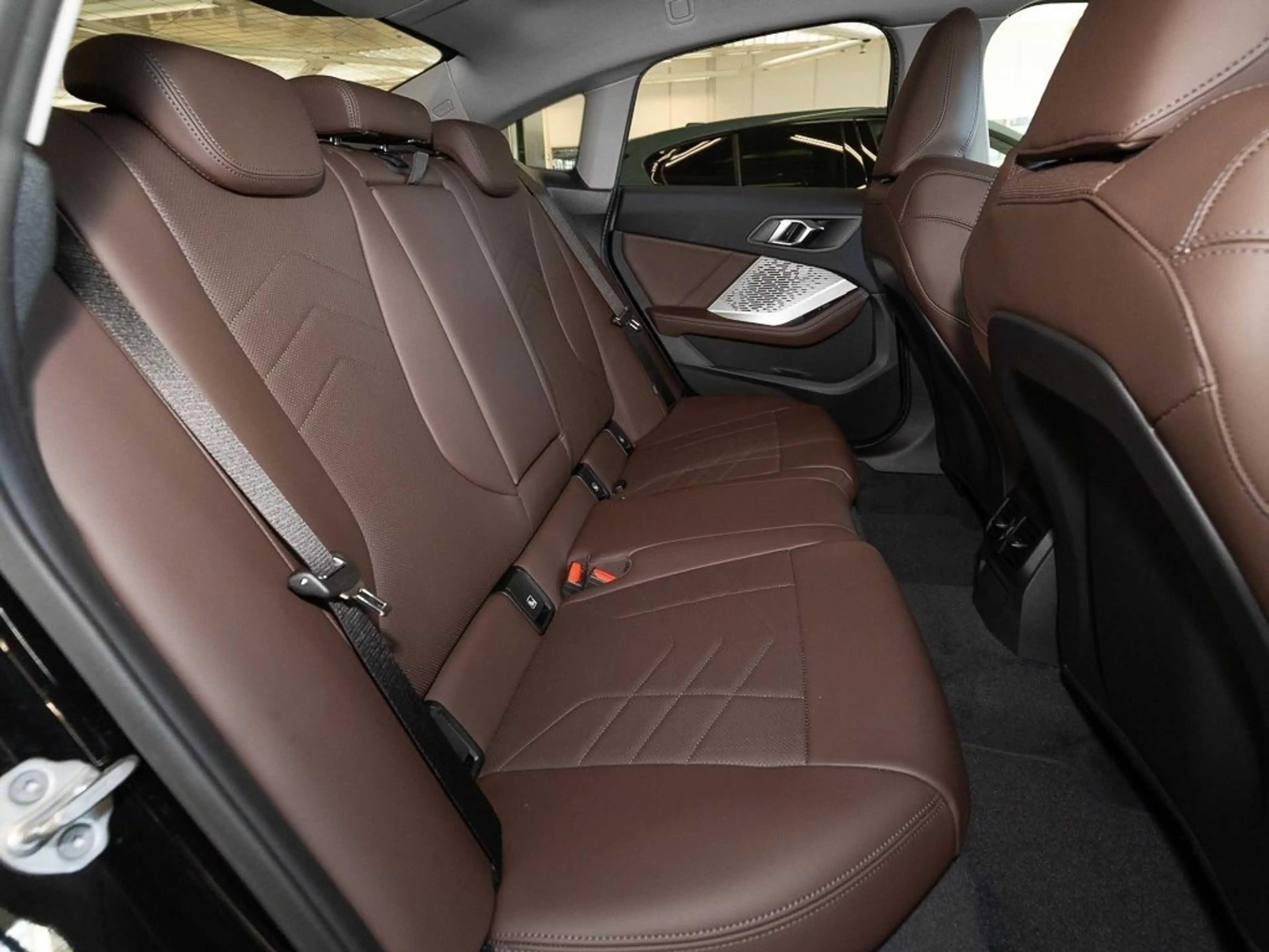 BMW 216 RFK NAVI LED PDC V+H DAB Parkass. Tempomat — photo 12
