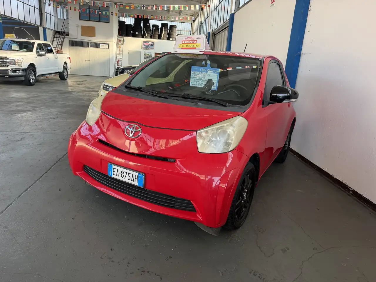 Toyota iQ