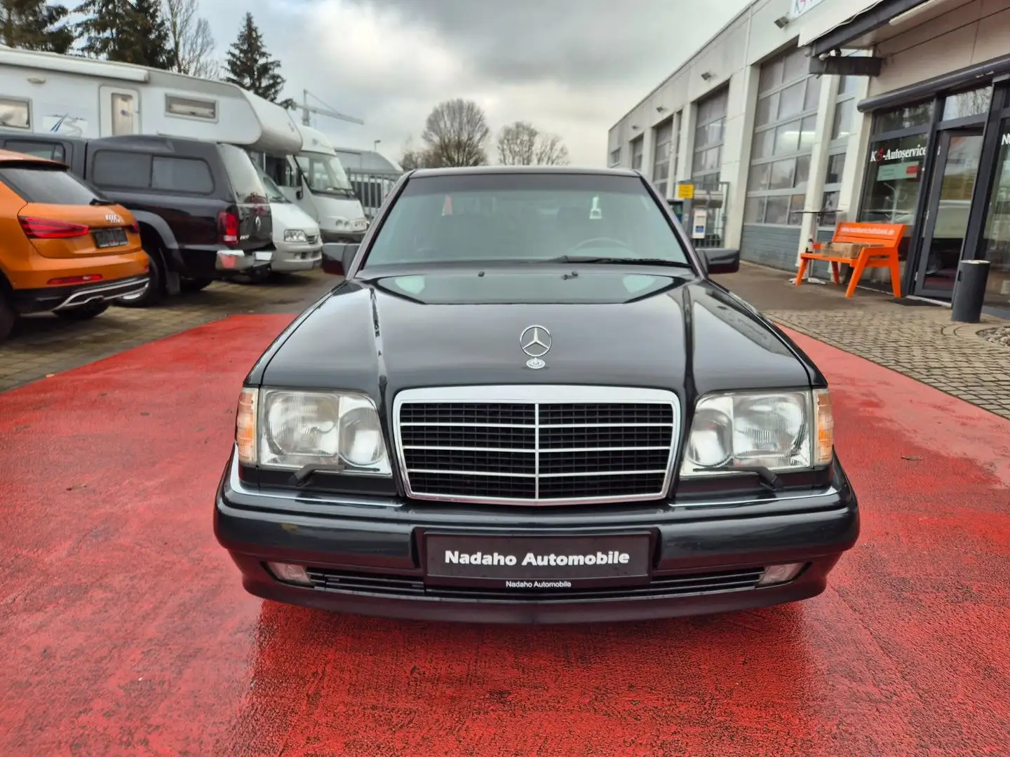 Mercedes-Benz E 500 W124  E 500 Aut. Vollrestauration KW,AMG 18" Negro - 2
