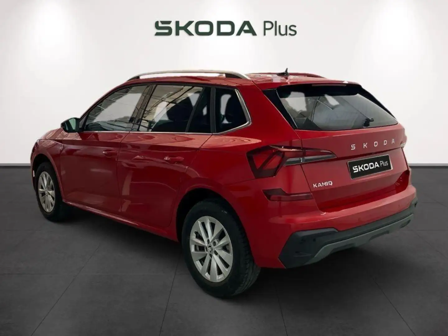 Skoda Kamiq 1.0 TSI Selection 85kW Rosso - 2