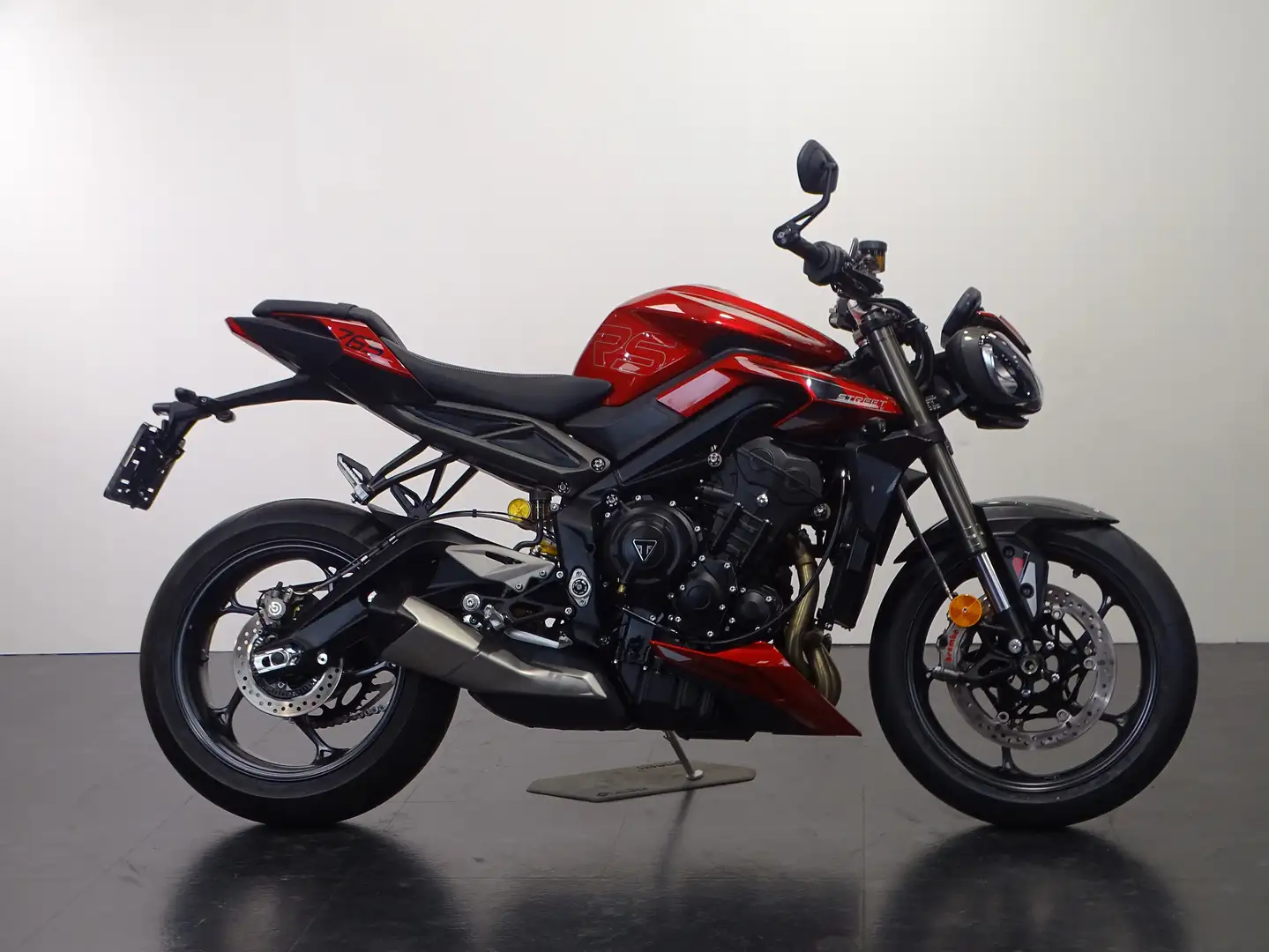 Triumph Street Triple RS Roşu - 1