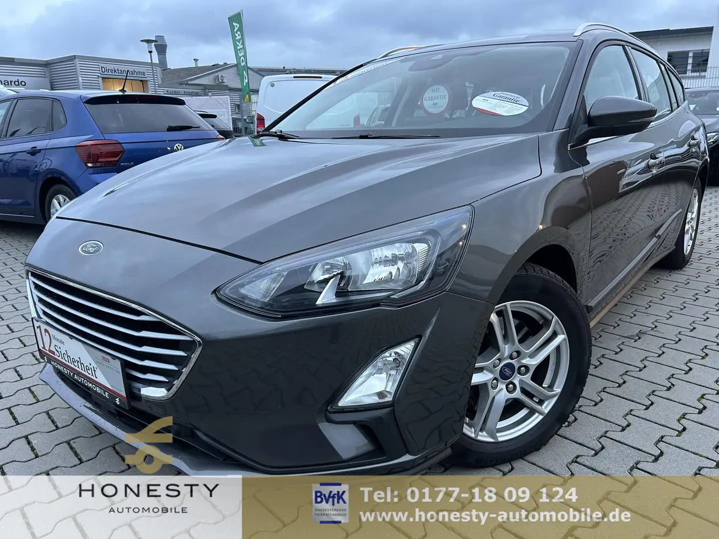 Ford Focus Turnier 1.5 EcoBlue Cool&Connect S/S*GARANTIE*S... Grau - 1