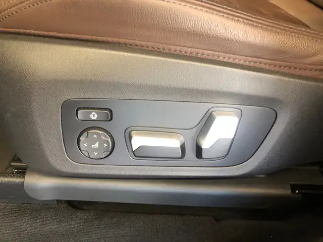 BMW X3 view 6