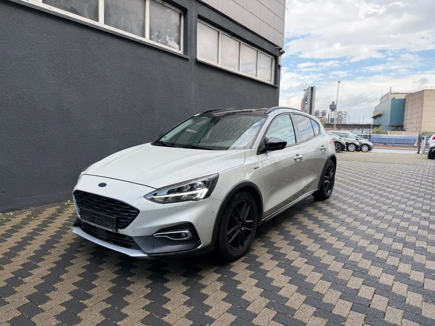 Ford Focus Lim. Active Leder Navi AHK Bang/Olufsen Bianco - 1