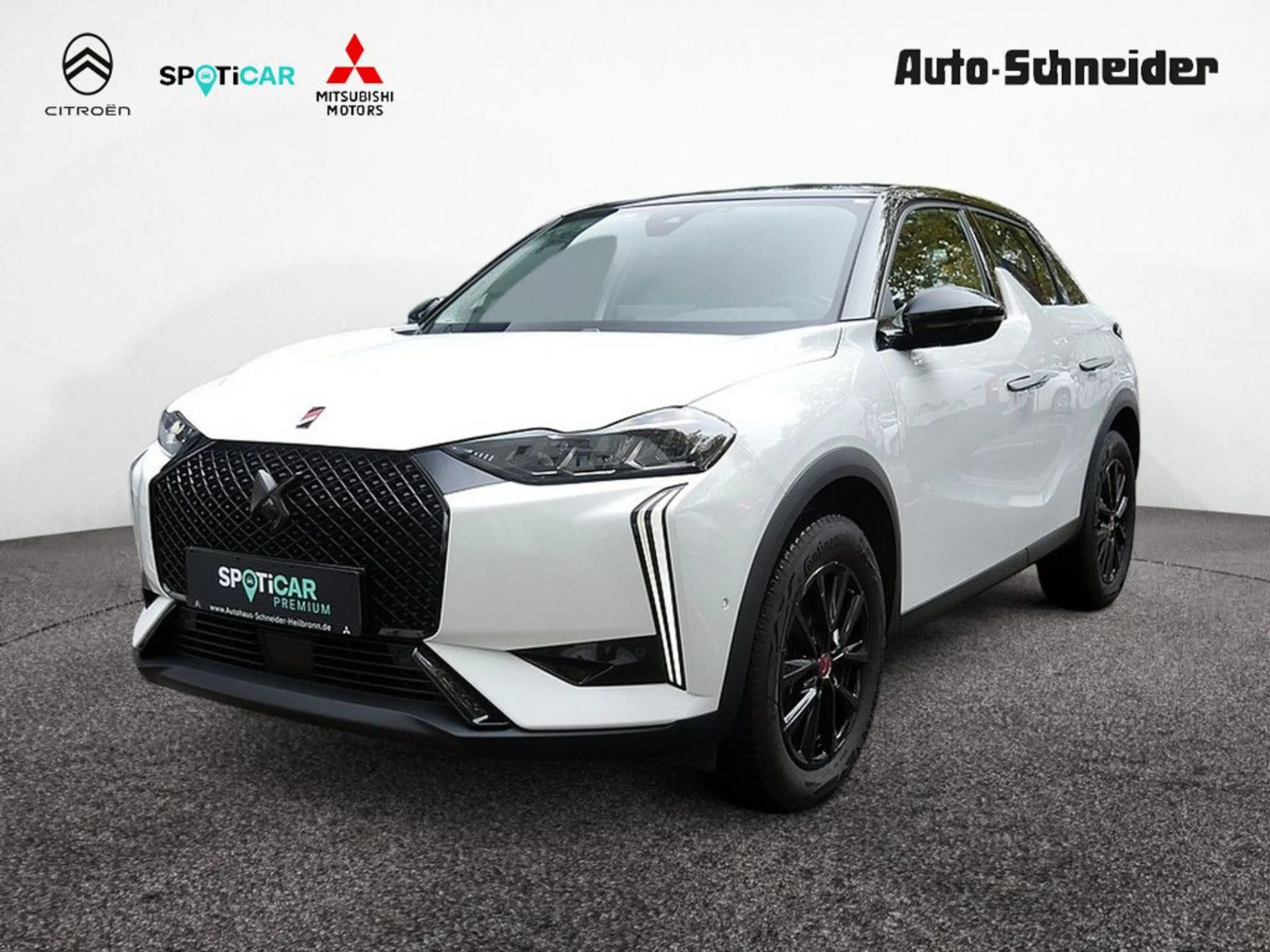 DS Automobiles DS 3 Crossback DS 3 Crossback PureTech 100 Performance Line LED