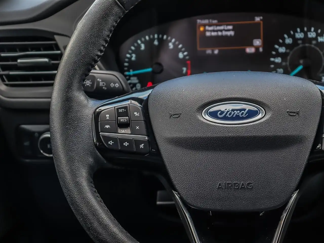 Ford Escape photo Ford Escape