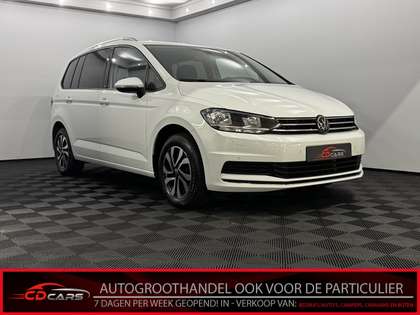 Volkswagen Touran 1.5 TSI Active 7 Persoons Clima, Parkeersensoren,