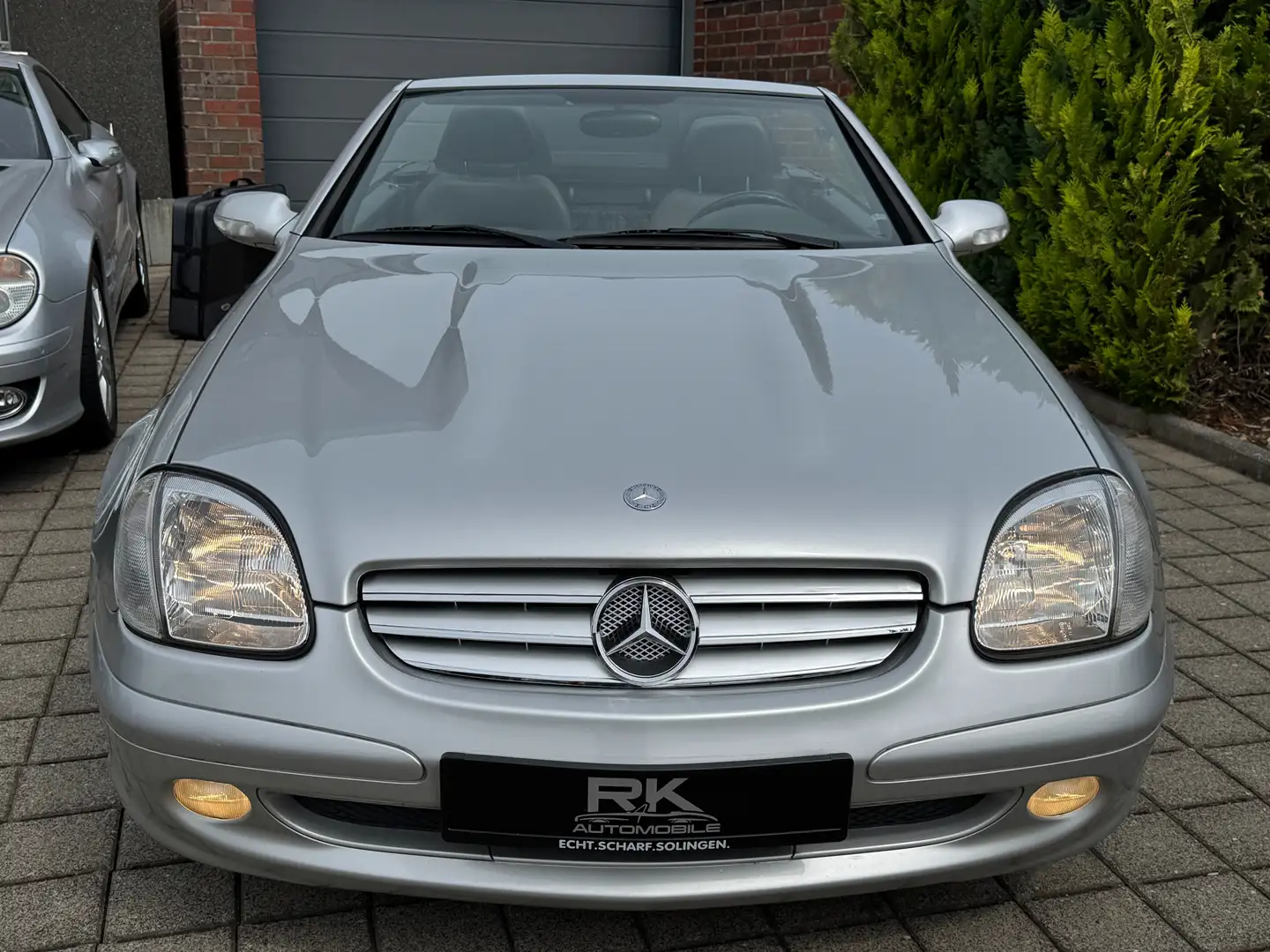 Mercedes-Benz SLK 200 Kompressor AMG Paket srebrna - 2