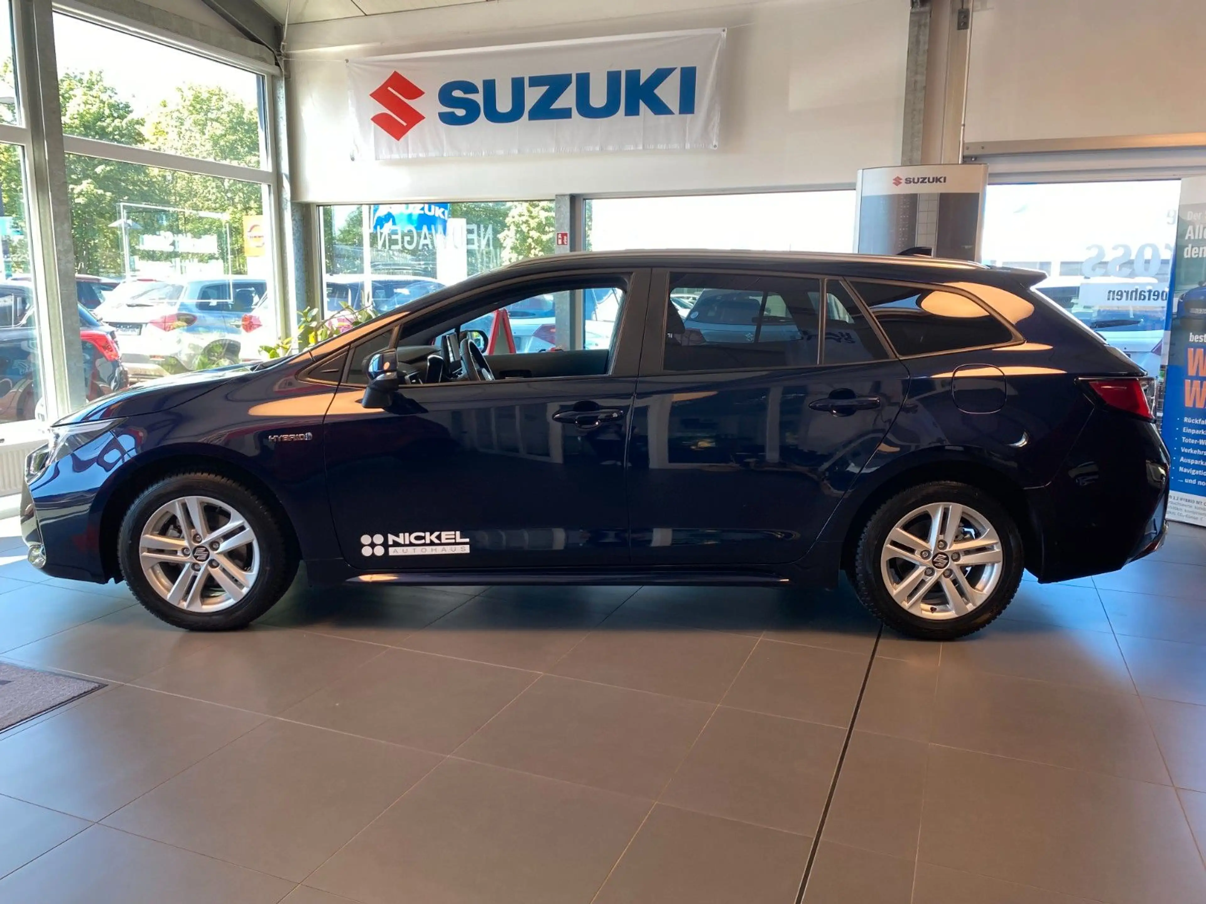 Suzuki Swace Hybrid CVT/LED/ACC/Navi/Kamera/Sitzheizung — photo 3
