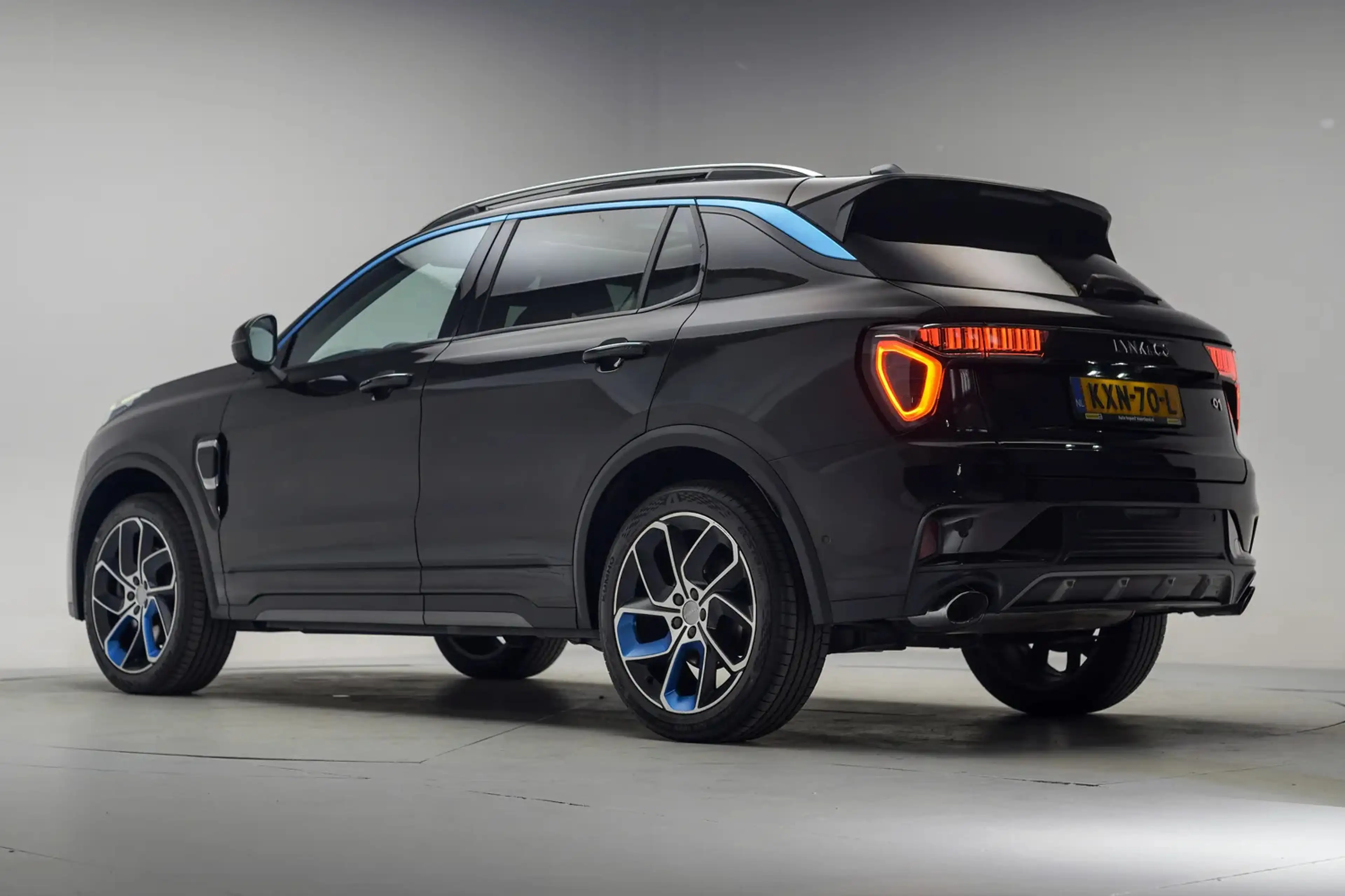 Lynk & Co 01 1.5 PHEV MY22 Zwart 6,6kWh [ SoH 94,8% | 360ºcam A — photo 3