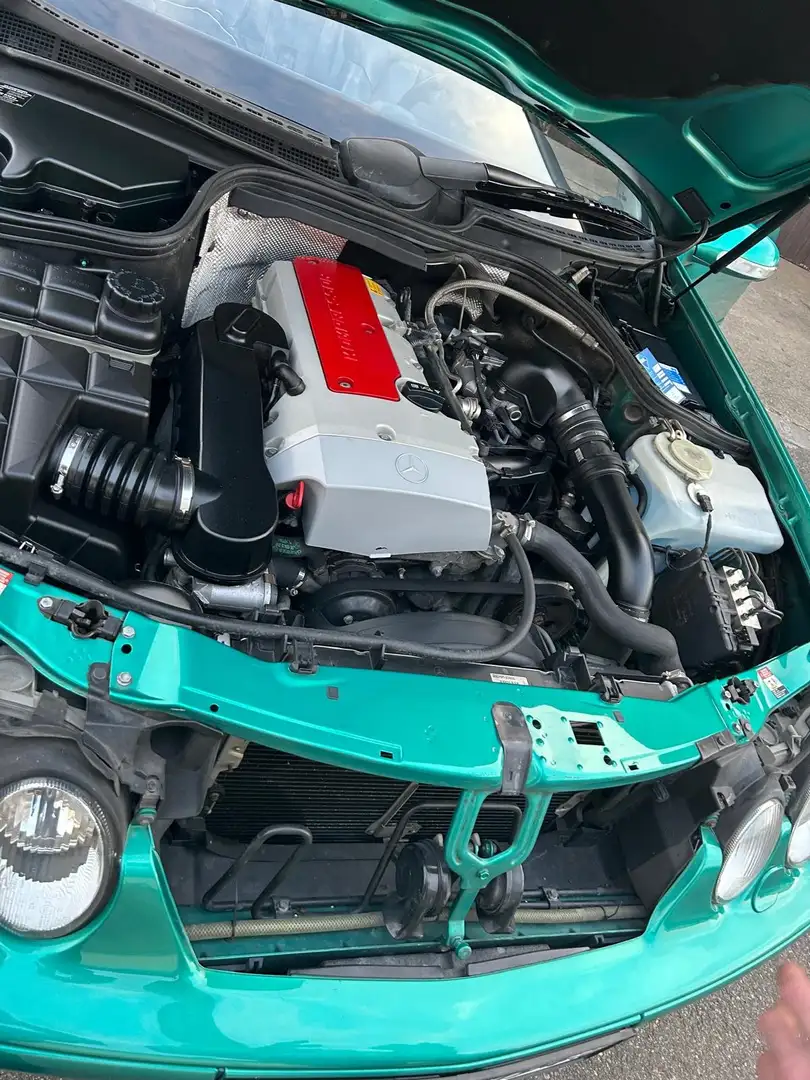 Mercedes-Benz CLK 200 Verde - 2