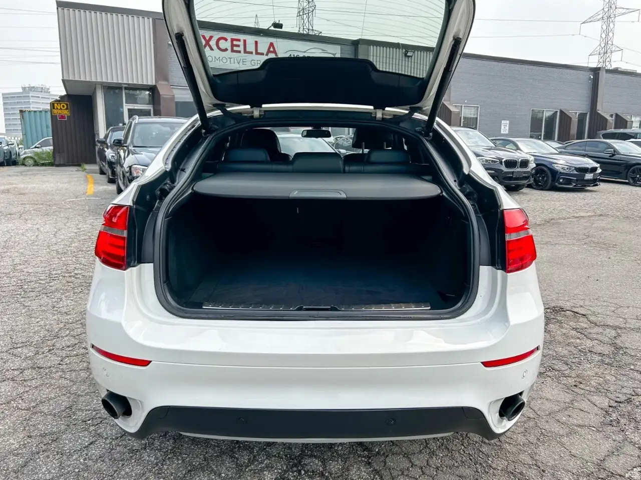 BMW X6 снимка BMW X6