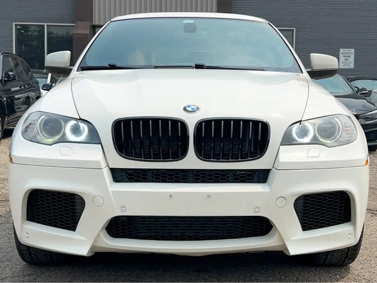 BMW X6 снимка BMW X6
