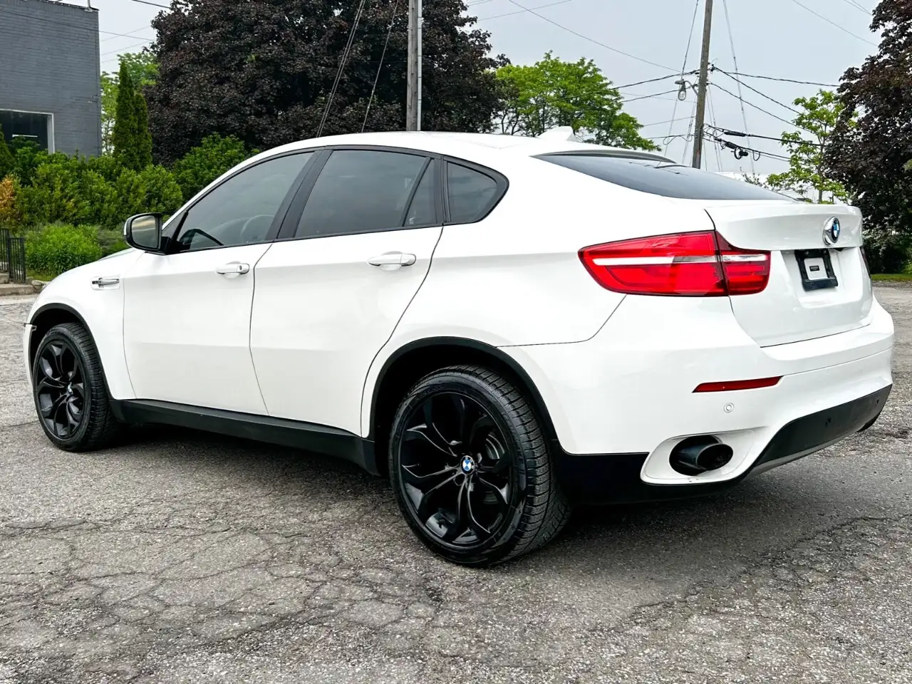 BMW X6 снимка BMW X6