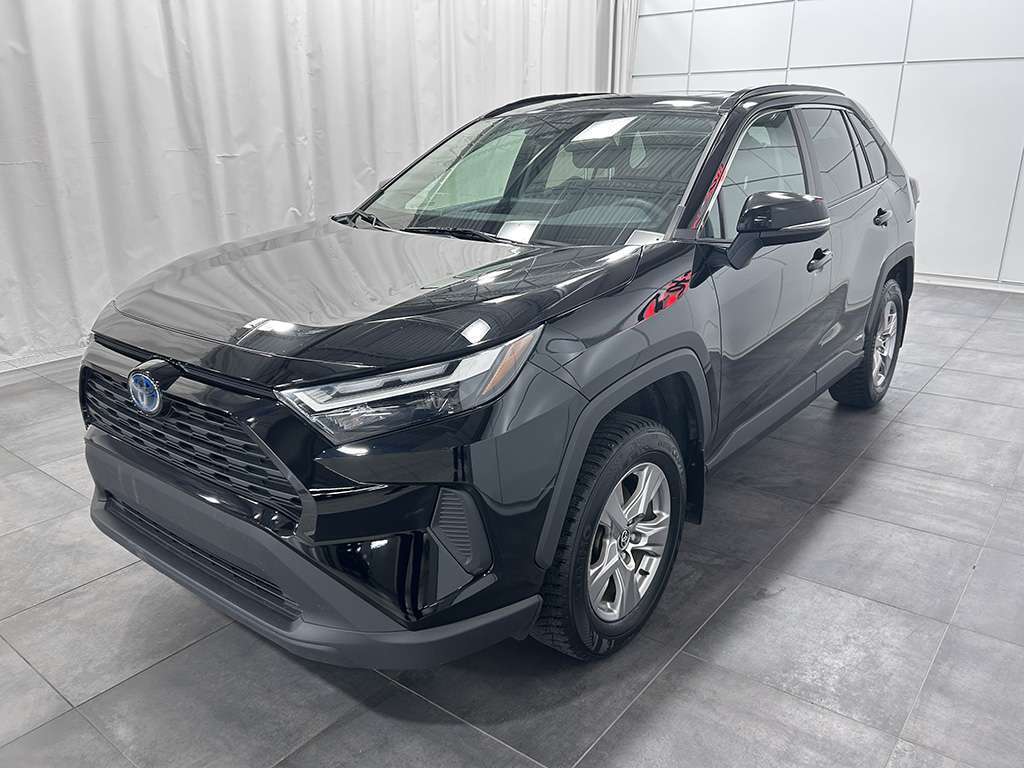 2023 Toyota RAV4 XLE HYBRID - AWD - TOIT OUVRANT - SIEGES CHAUFFANT — снимка 1