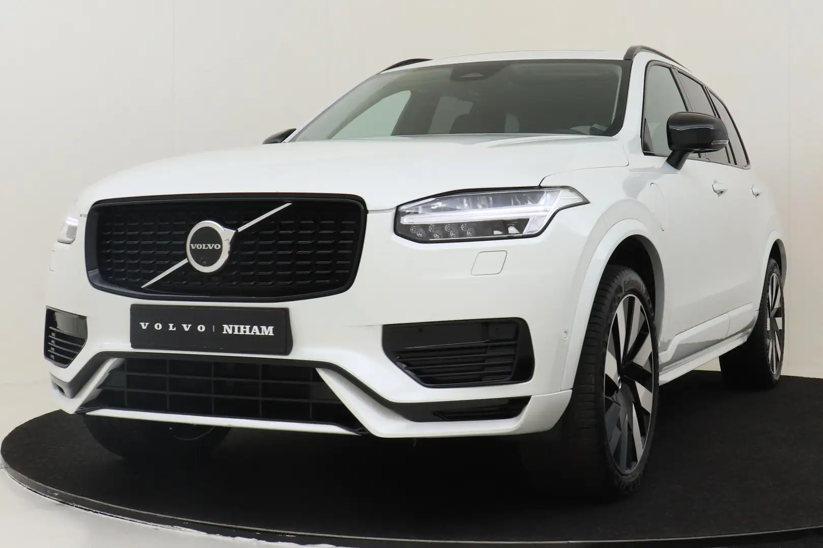 Volvo XC90 T8 RECHARGE AWD ULTIMATE DARK -PANO.DAK|BOWERS&WIL Wit - 1