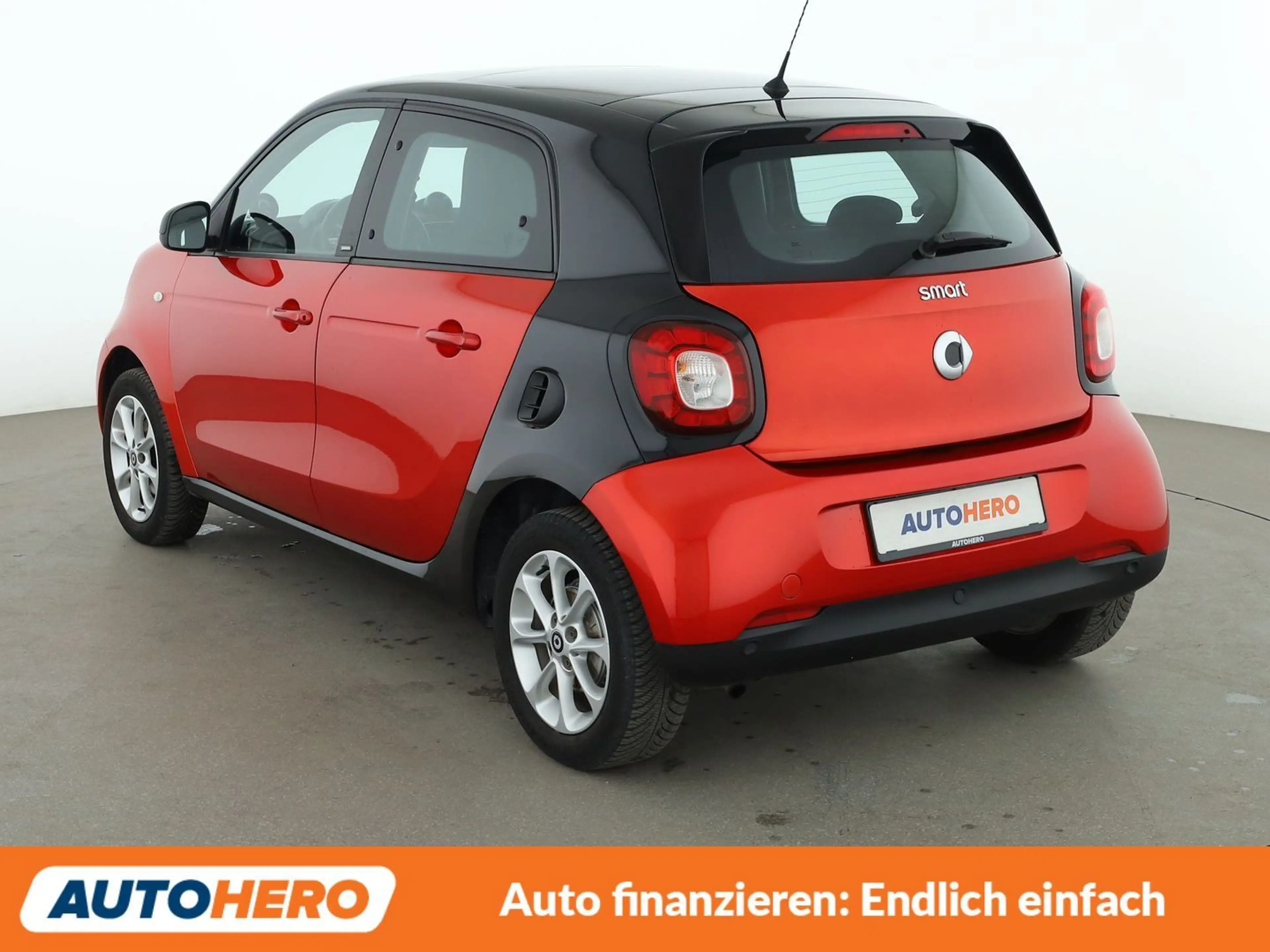 smart forFour 0.9 Turbo passion Aut.*PDC*SHZ*KLIMA*TEMPO*PANO* — photo 4
