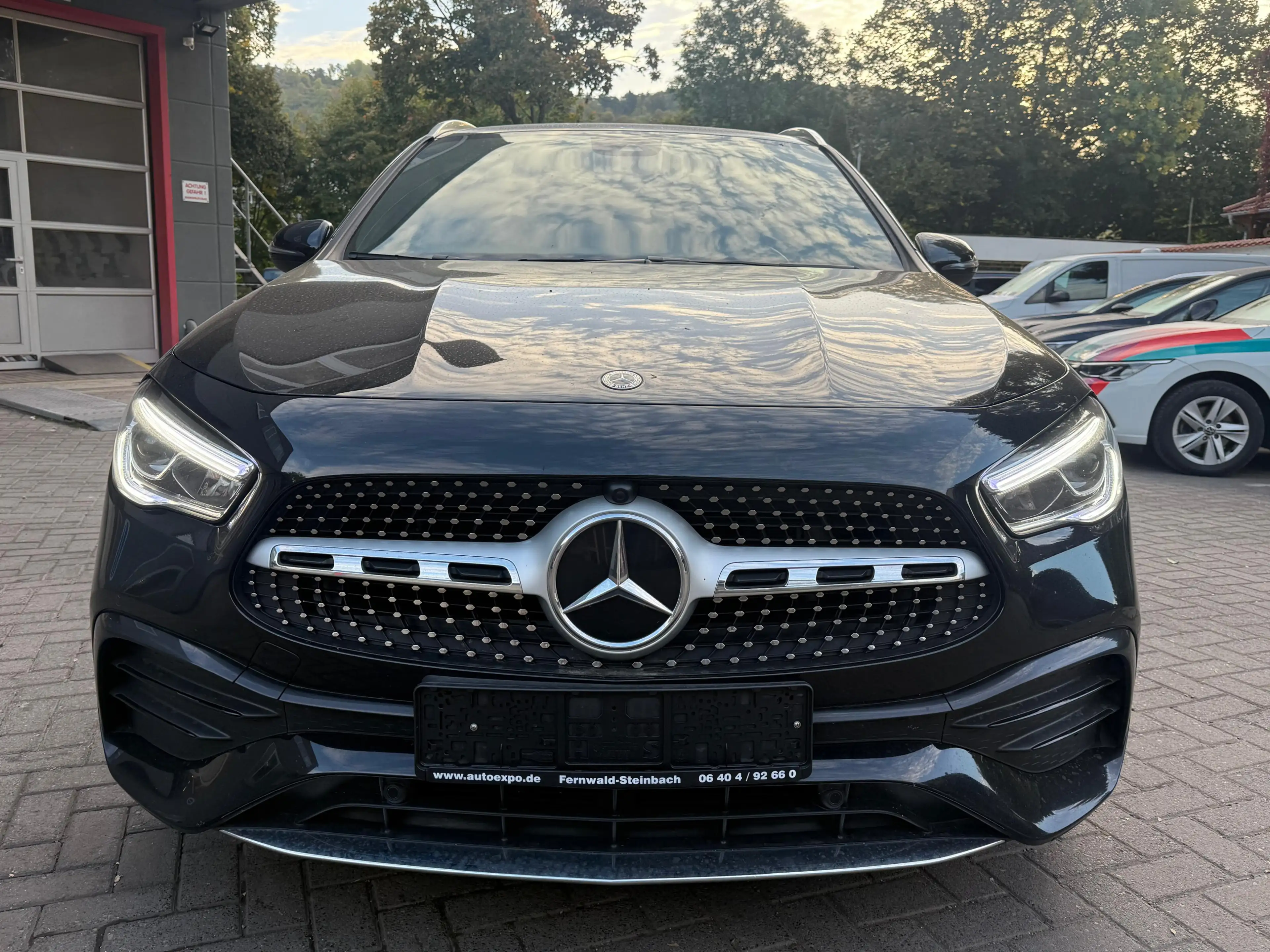 Mercedes-Benz GLA 200 d 8G AMG-Line LED+NAV+SHZ+AHK+KAM+CARPL+ — photo 2