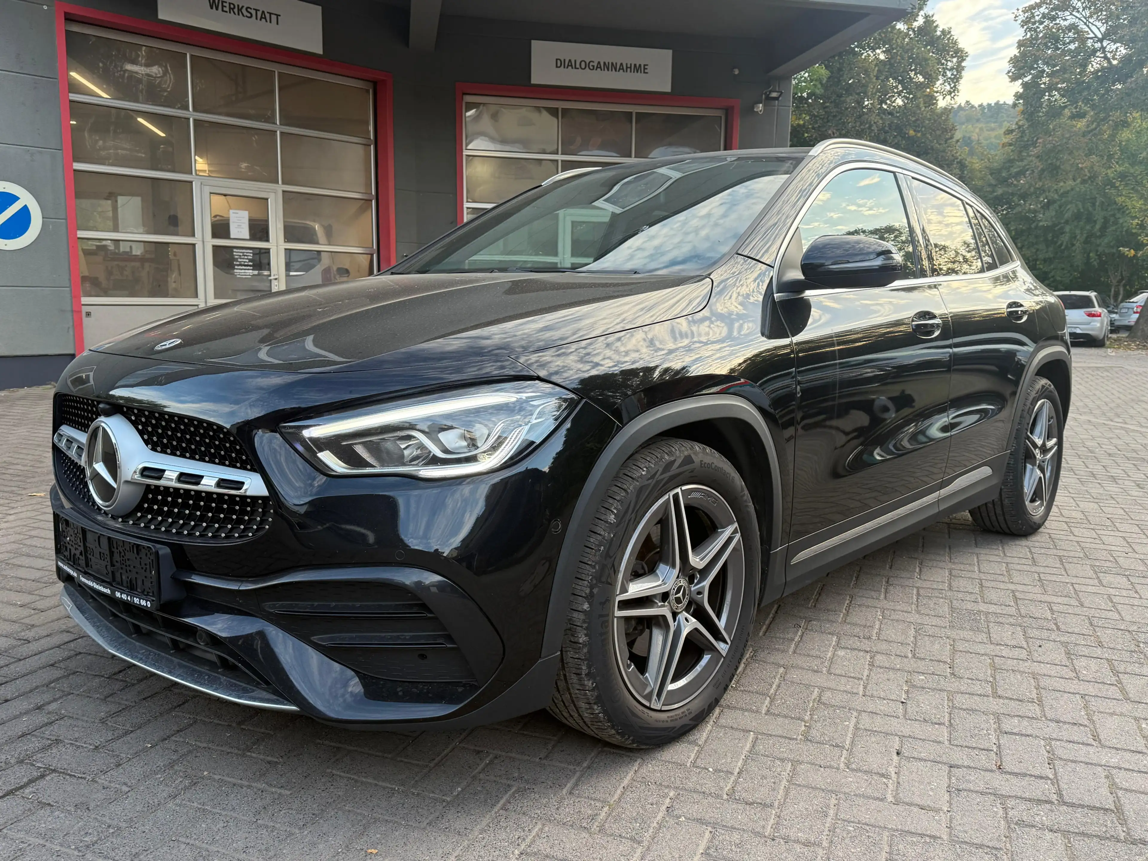 Mercedes-Benz GLA 200 d 8G AMG-Line LED+NAV+SHZ+AHK+KAM+CARPL+ — photo 3