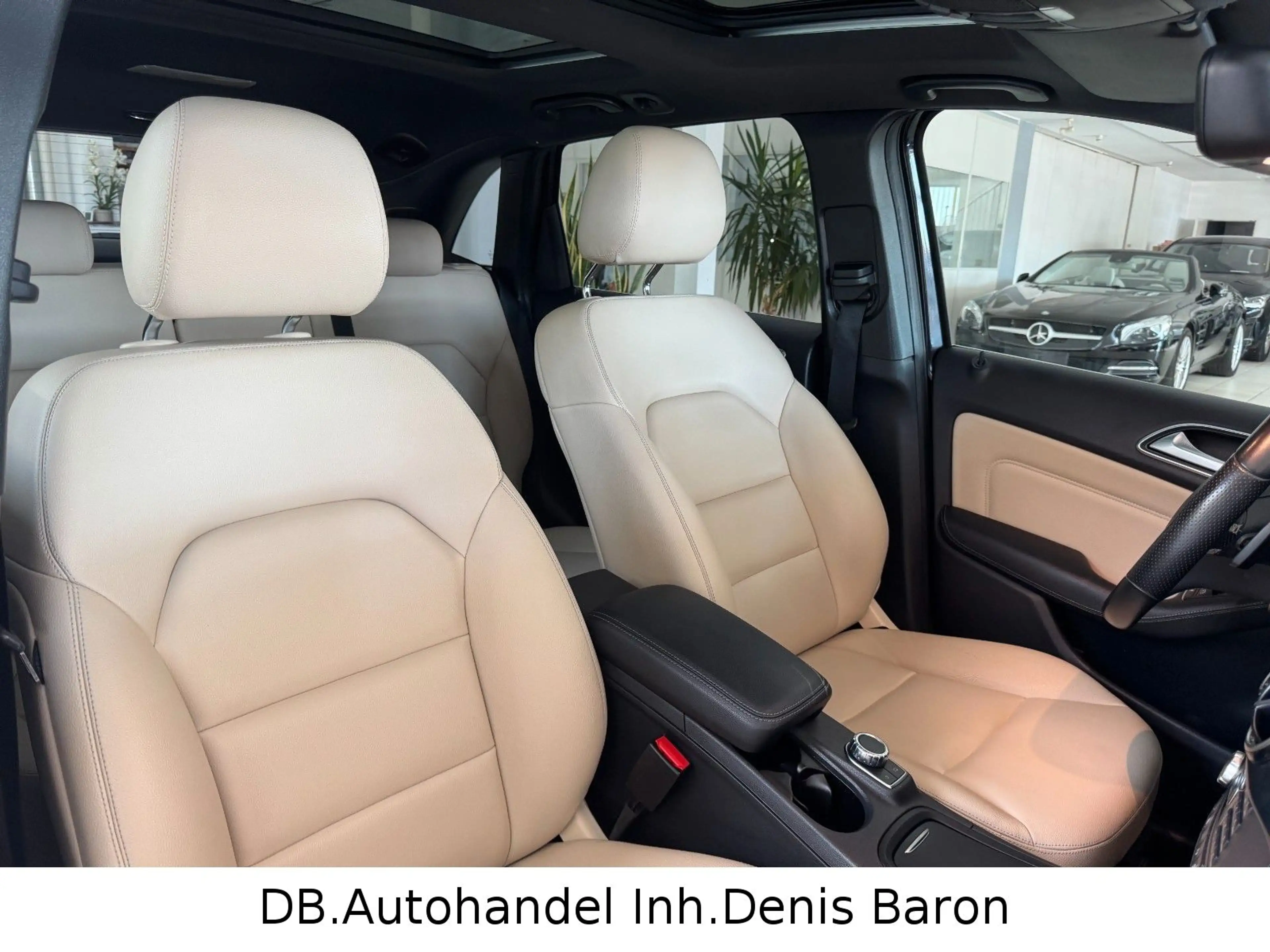 Mercedes-Benz B 220 d Leder Navi Pano H&K Tempo LED SHZ PDC — photo 10