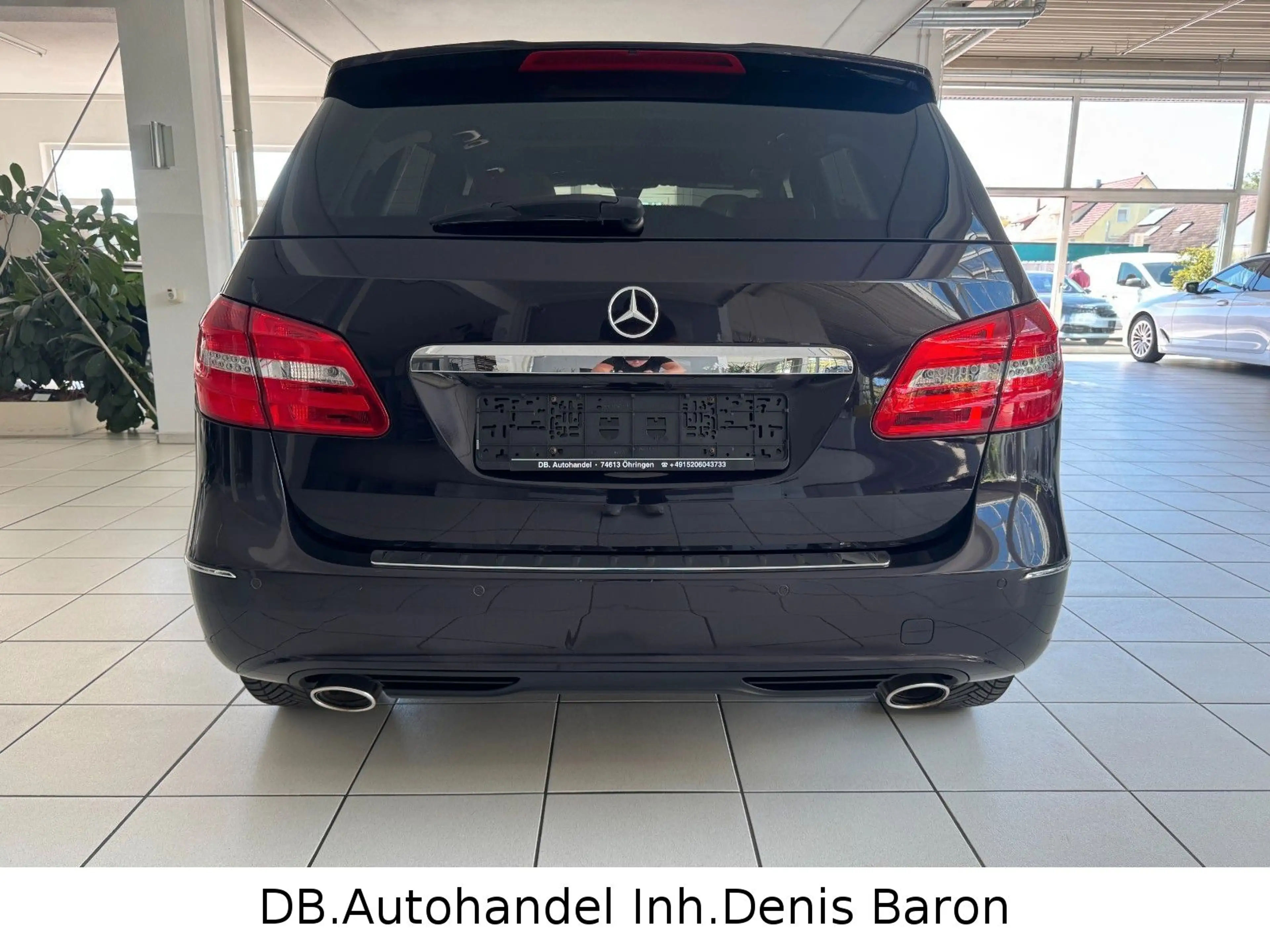 Mercedes-Benz B 220 d Leder Navi Pano H&K Tempo LED SHZ PDC — photo 6