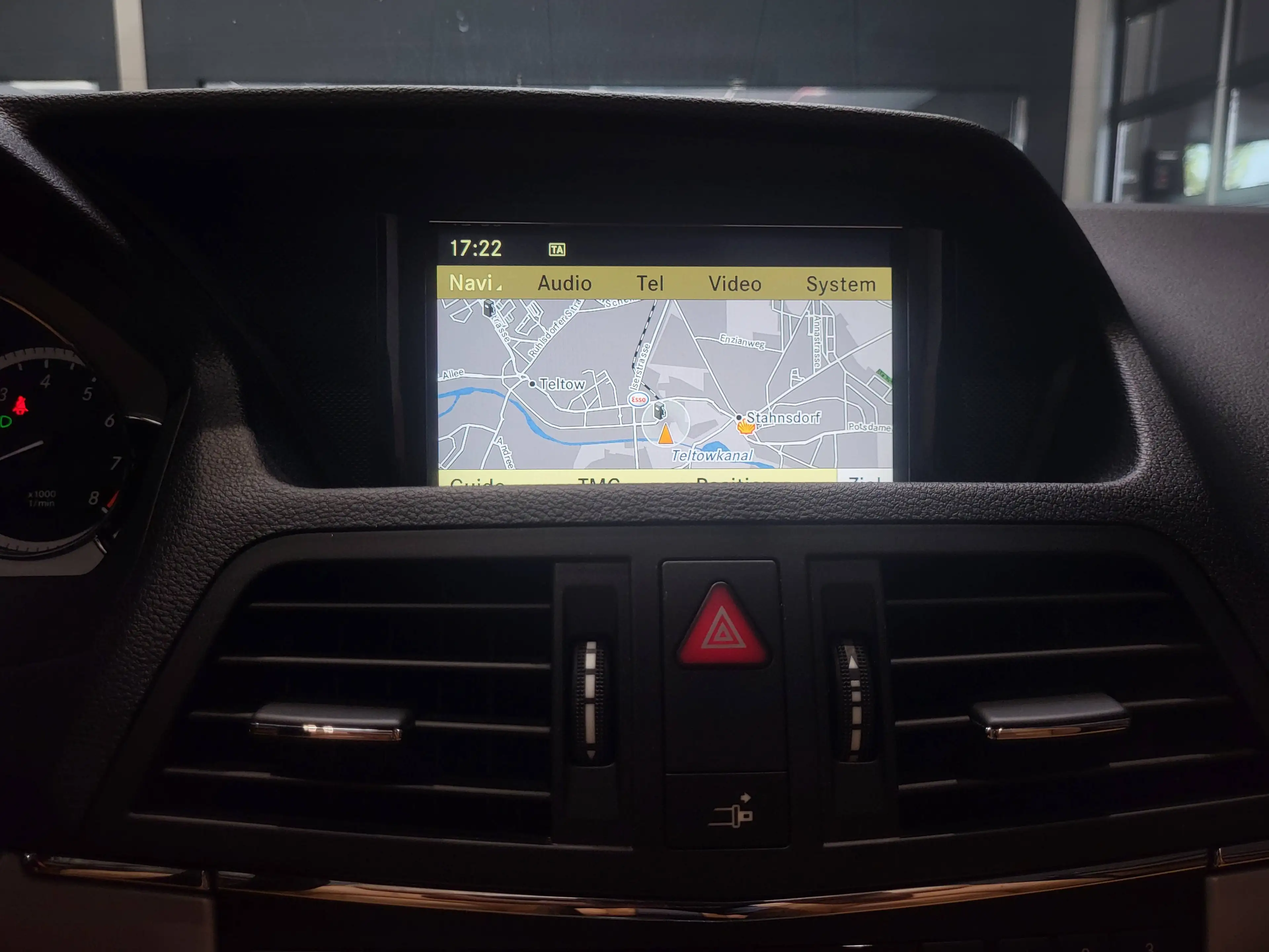Mercedes-Benz E 350 CGI *Lorinser* *Navi| Leder| Xenon* — photo 12