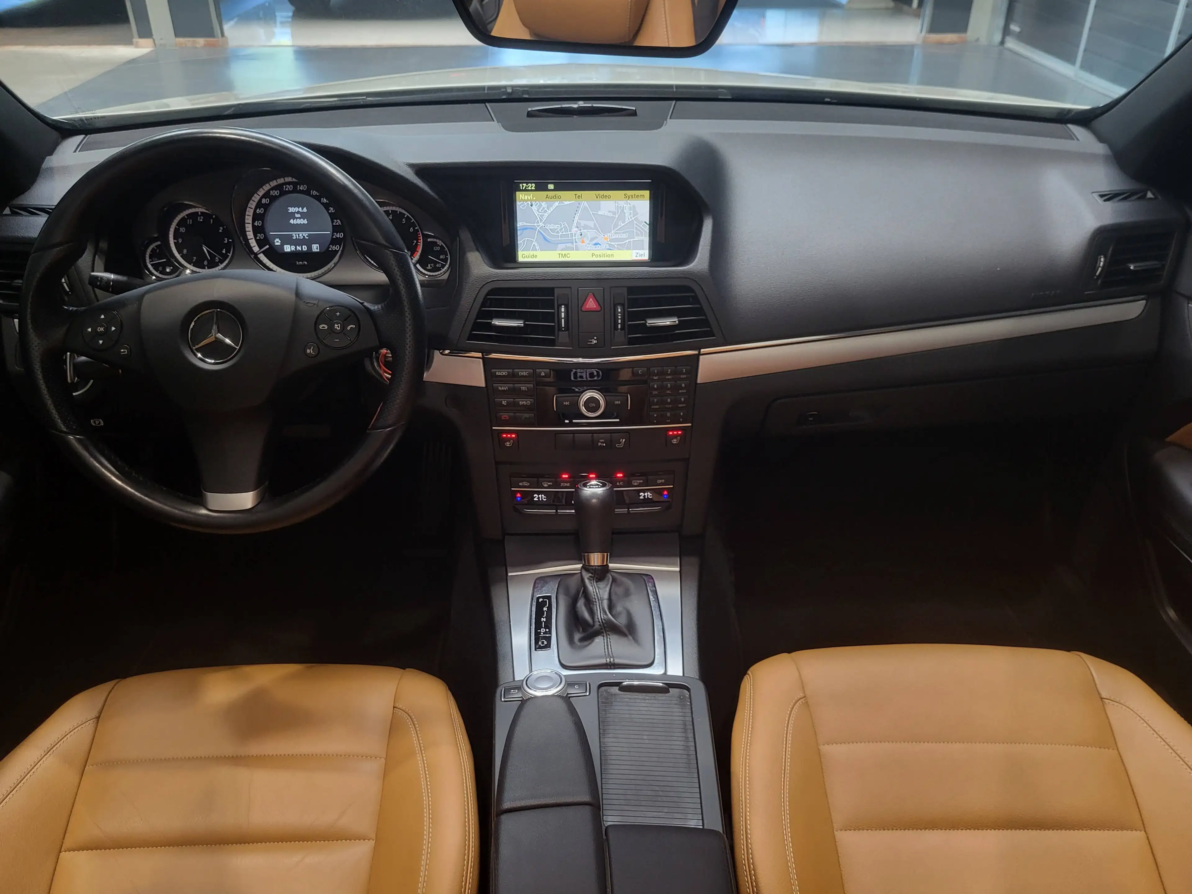 Mercedes-Benz E 350 CGI *Lorinser* *Navi| Leder| Xenon* — photo 11
