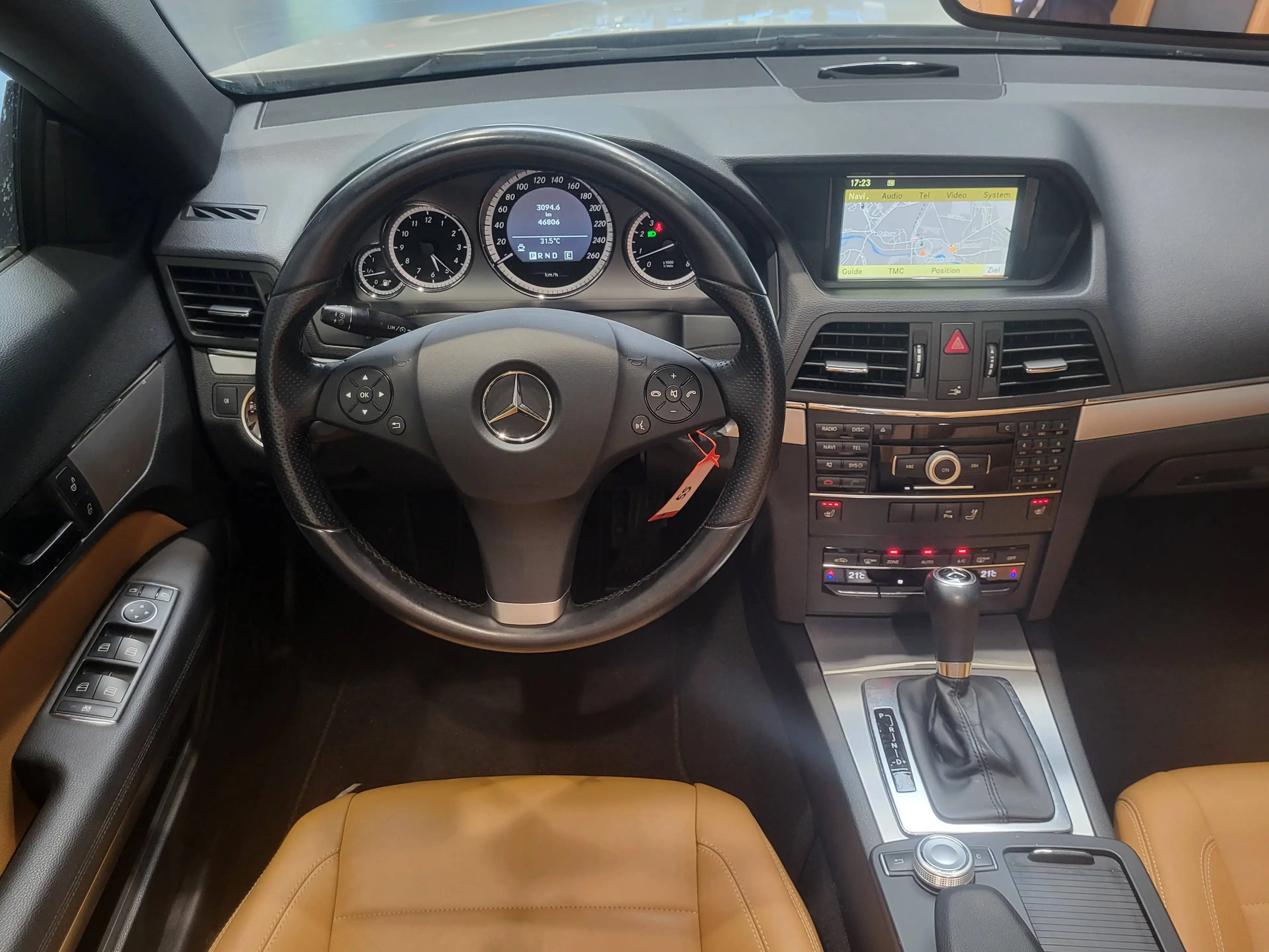 Mercedes-Benz E 350 CGI *Lorinser* *Navi| Leder| Xenon* — photo 14