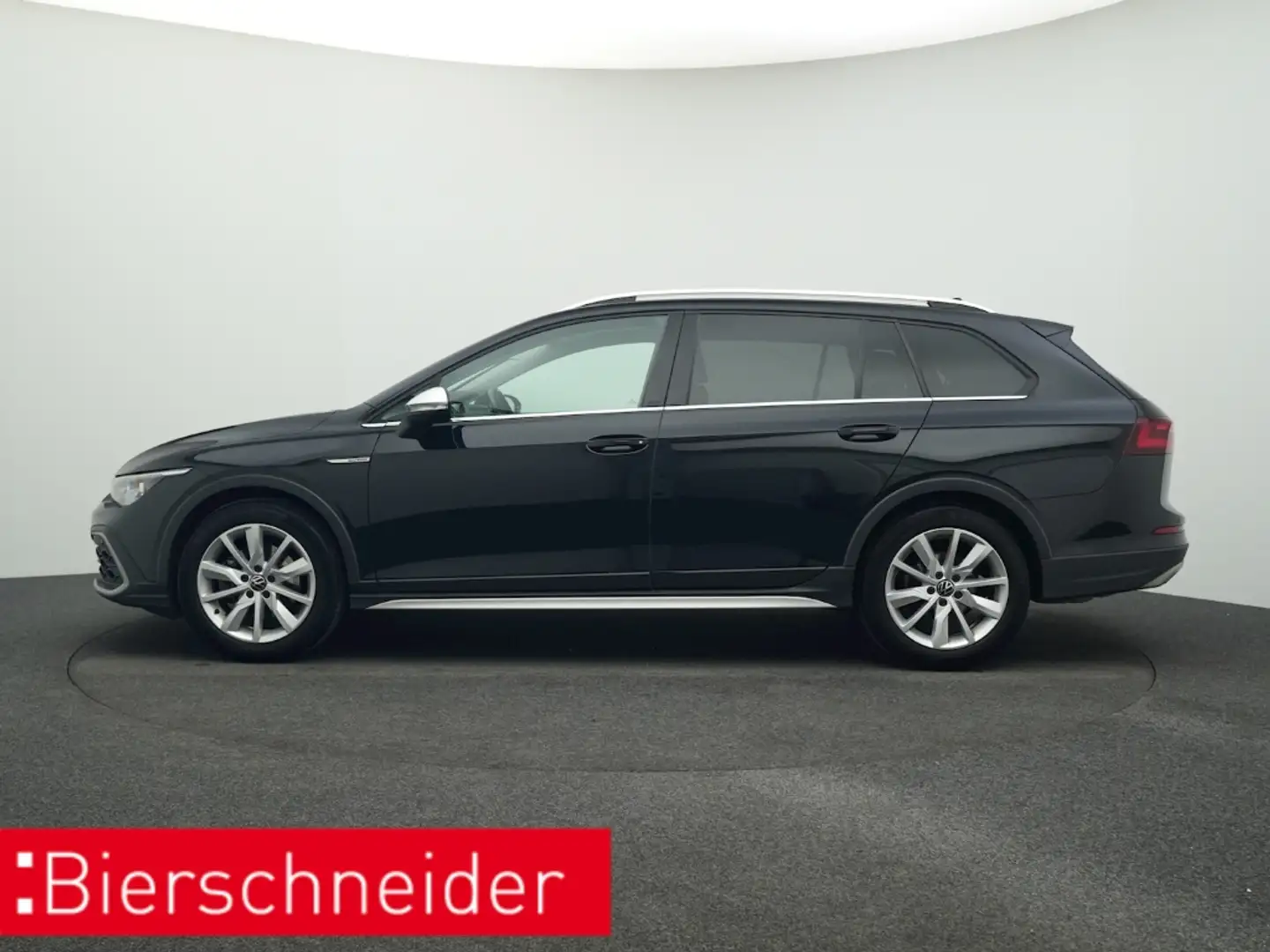 Volkswagen Golf Variant 8 2.0 TDI DSG 4Mo. Alltrack IQ.LIGHT AHK RFK Schwarz - 2