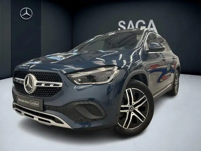 Mercedes-Benz GLA 250 e Luxury Line Toit Pano Attelage